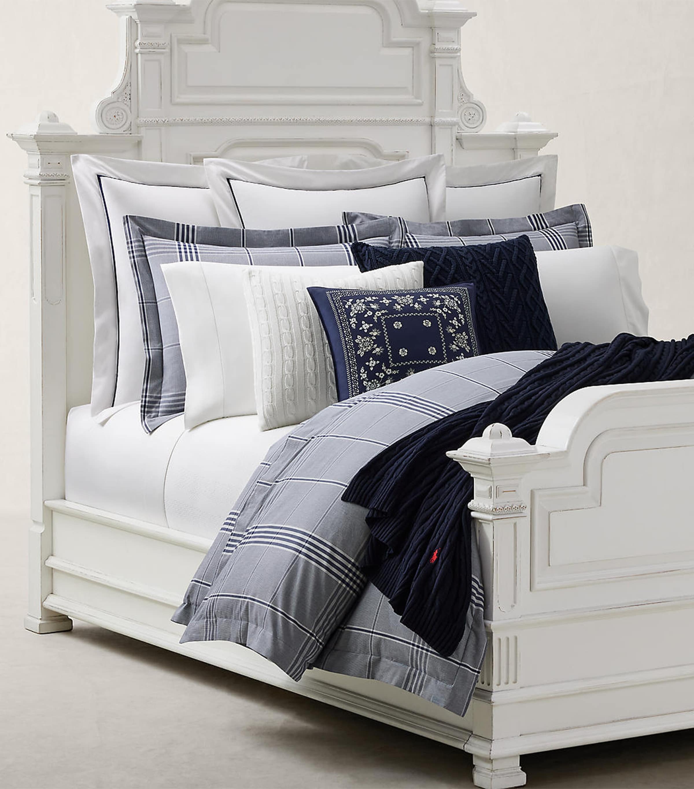 Ralph Lauren Home Cotton August Super King Duvet Cover (220cm x 260cm) Navy Image 5