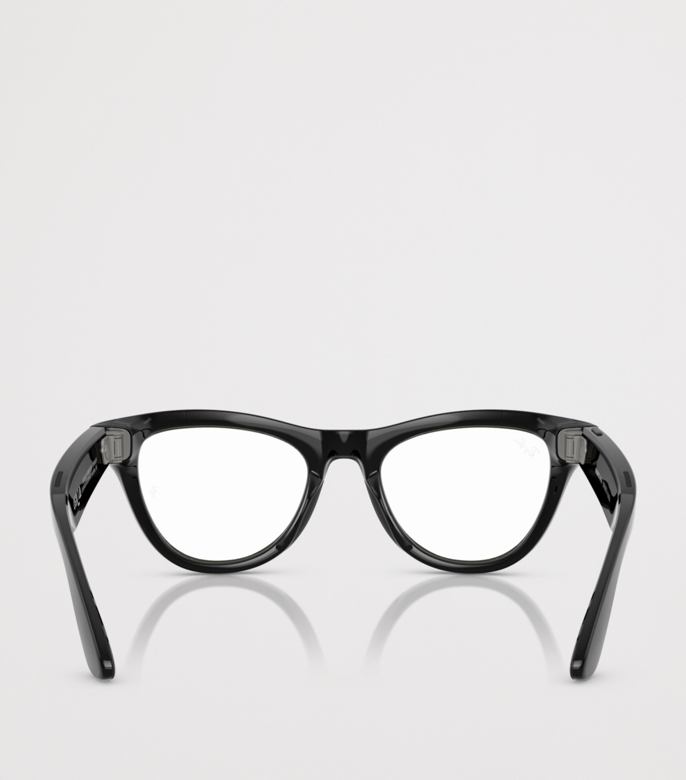 Ray-Ban x Meta Skyler Sunglasses (Gen 1) Image 4