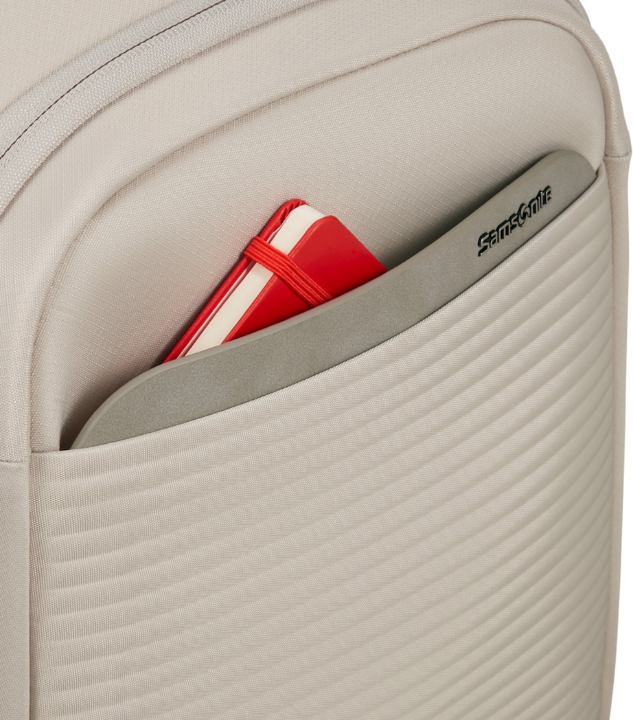 Paralux 2-In-1 Travel Backpack STONE GREY 1830 Image 4