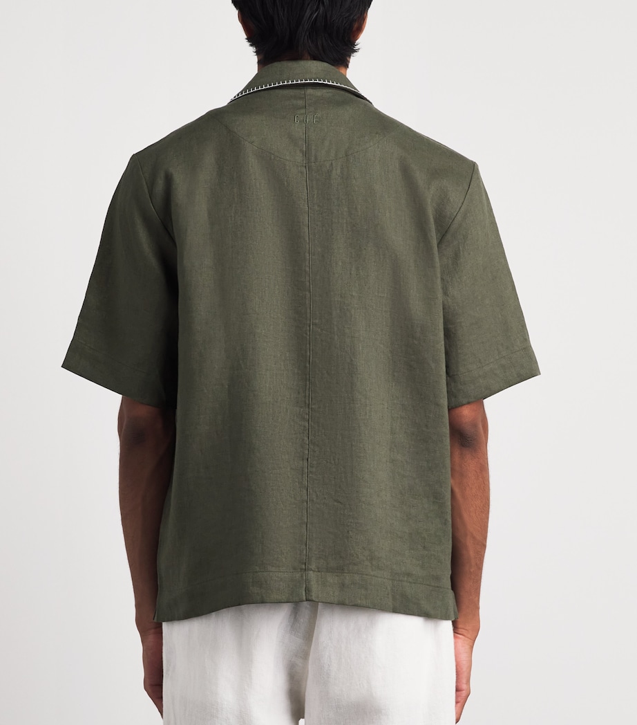 CHÉ Mens Linen Trompette Embroidered Shirt Deep Forest Image 5