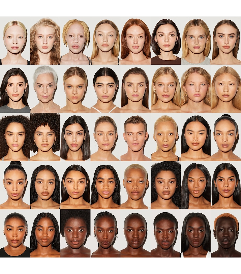 Power Plush Longwear Foundation 10.5N NEUTRAL Image 5