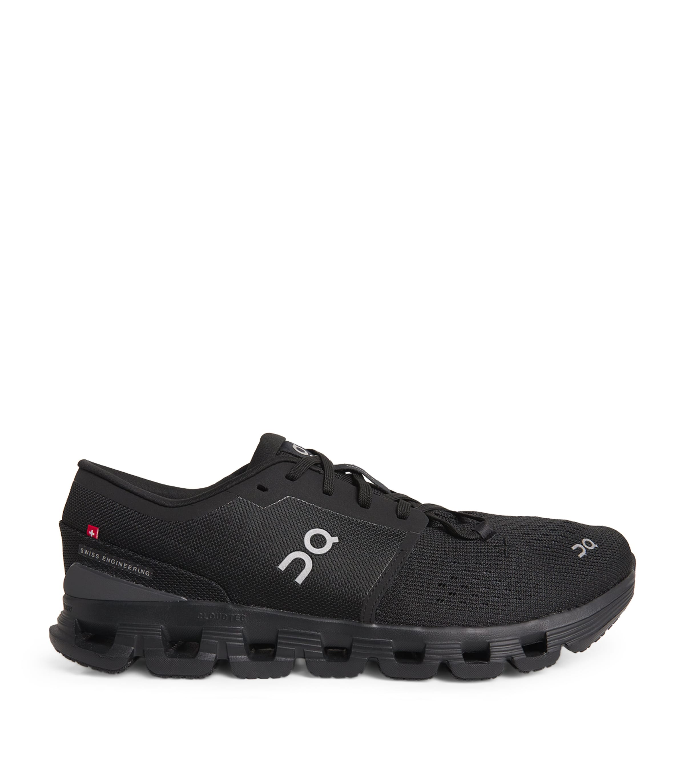 On Running Cloud X 4 Trainers In Black