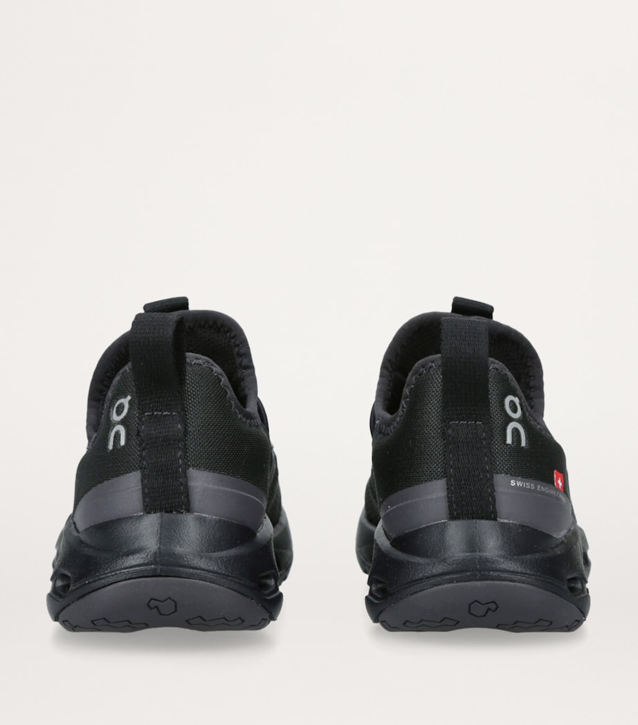 On Cloudleap Trainers Black Image 2