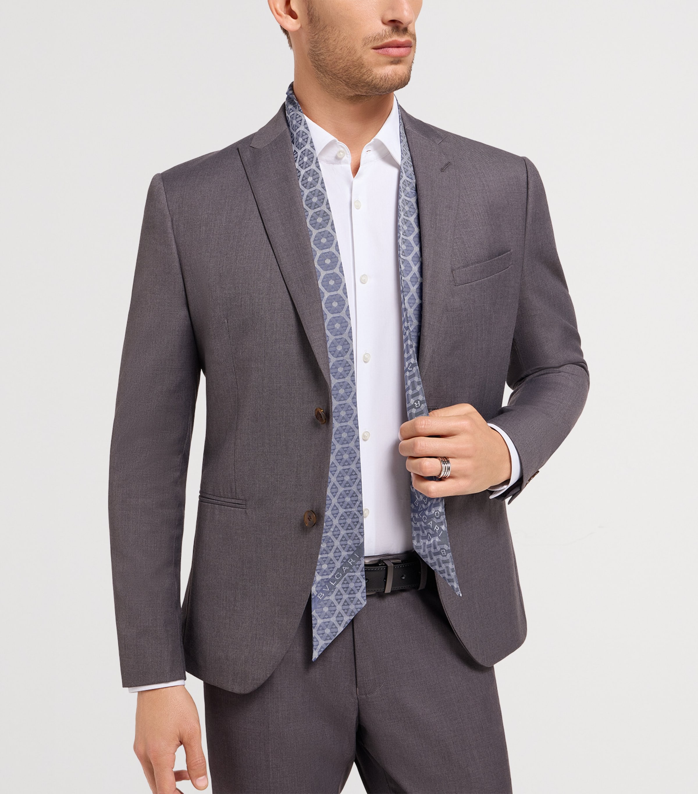 Silk Logo Jacquard Shelley Scarf BLUE Image 2