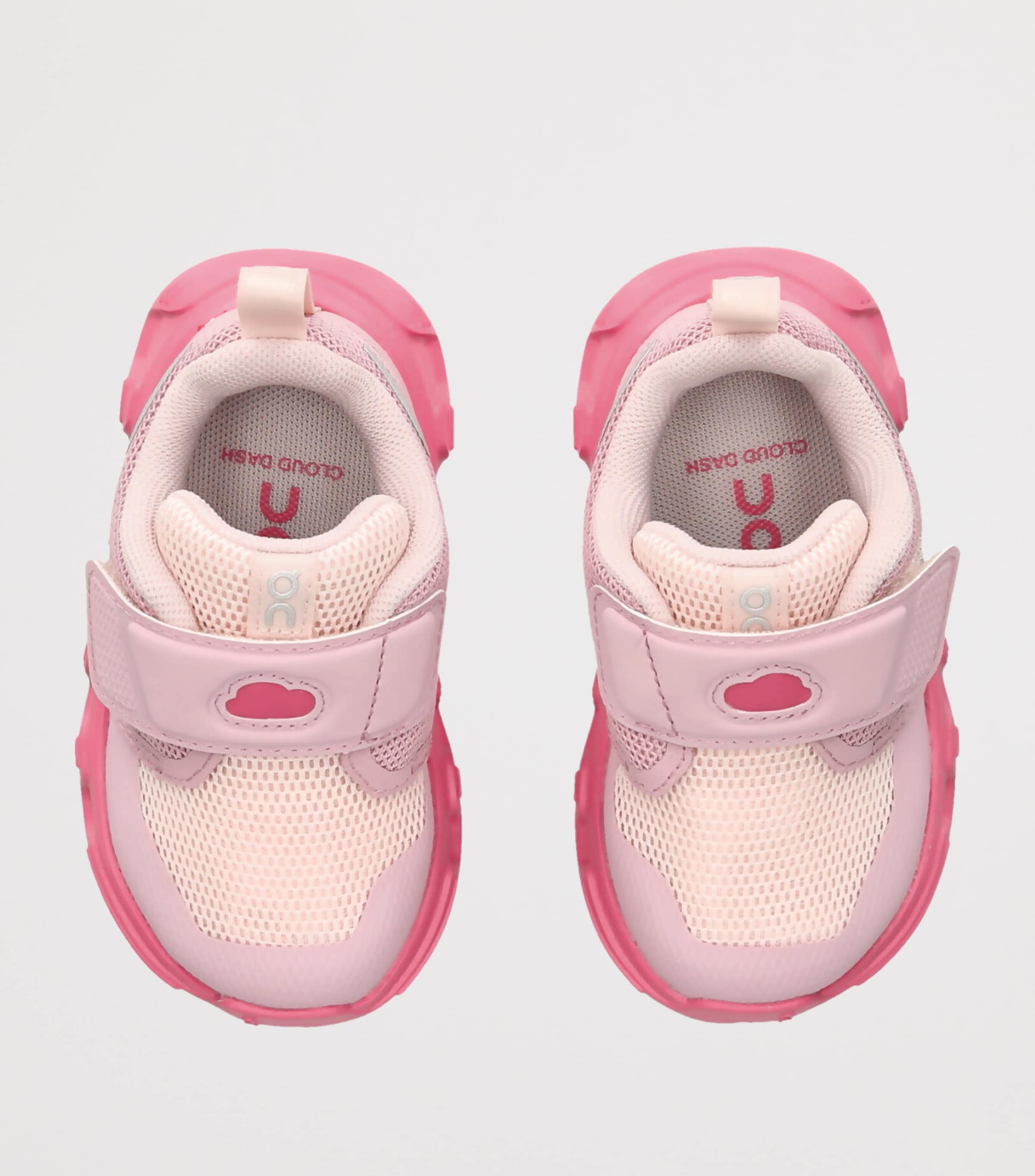 ON Running Cloud Dash Trainers Pink Image 3