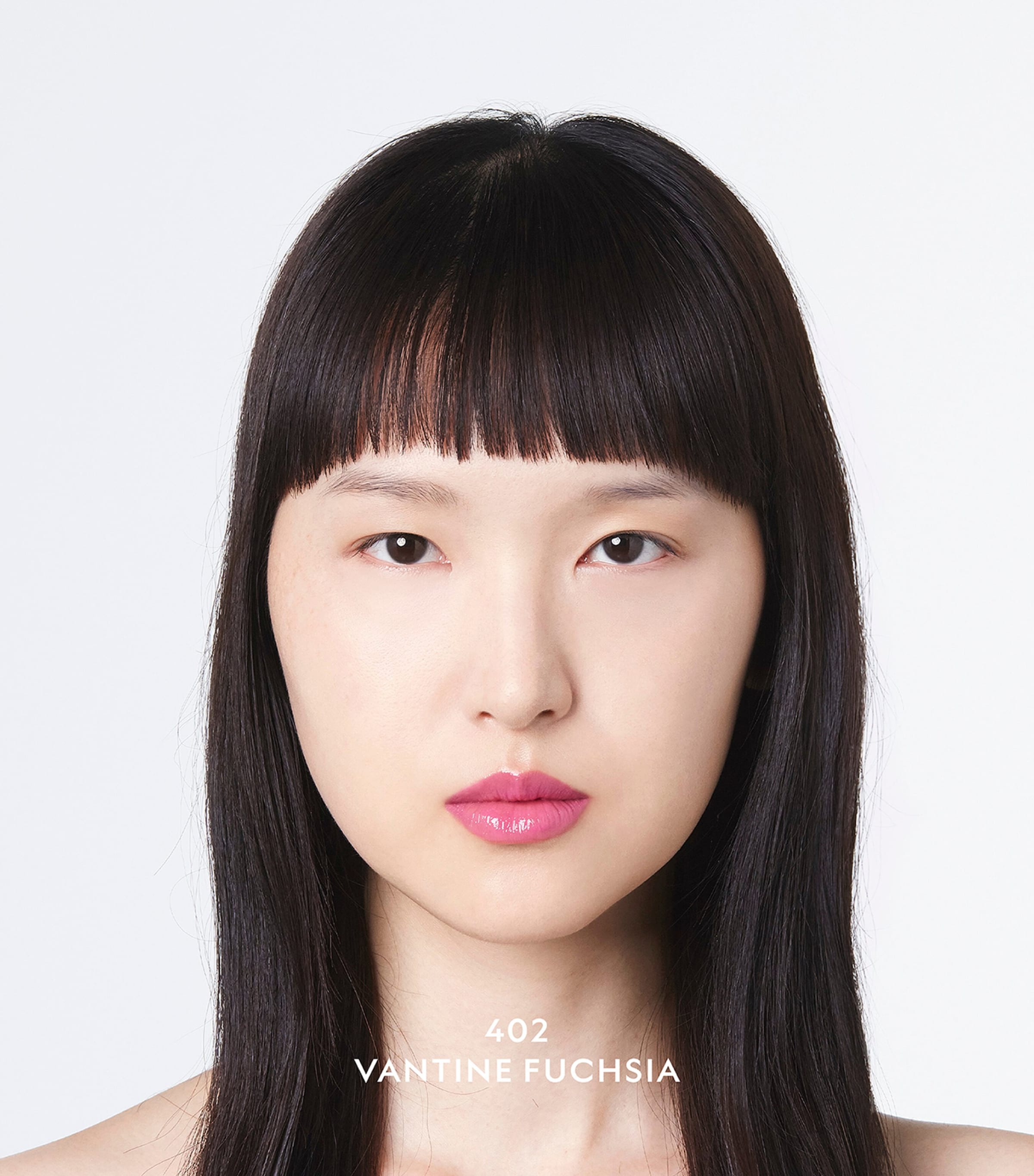 Gucci’s Rouge de Beauté Brillant Glow & Care Lip Colour 402 Image 3