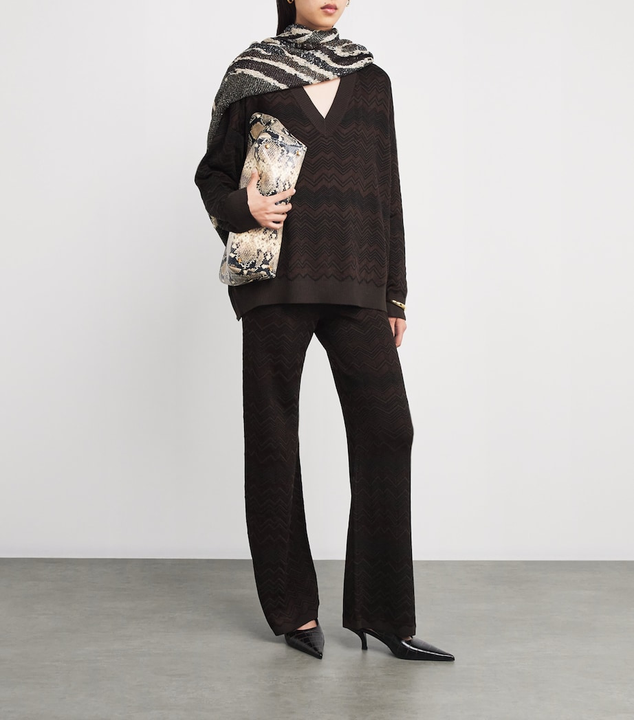 Zigzag V-Neck Sweater S80E1 SOLID BROWN Image 2