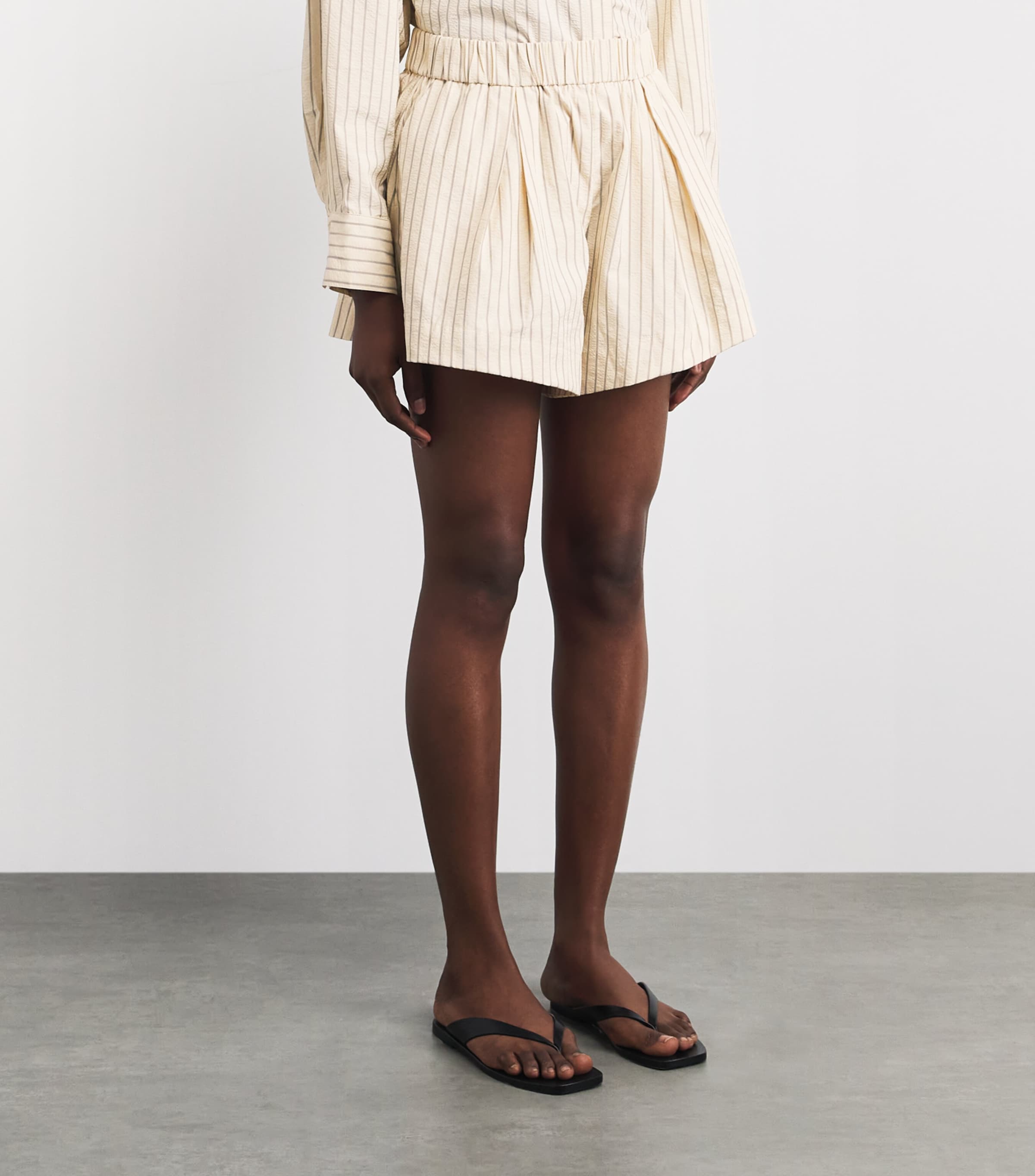 Stylein Womens Stripe Jojo Shorts Cream Stripe Image 4