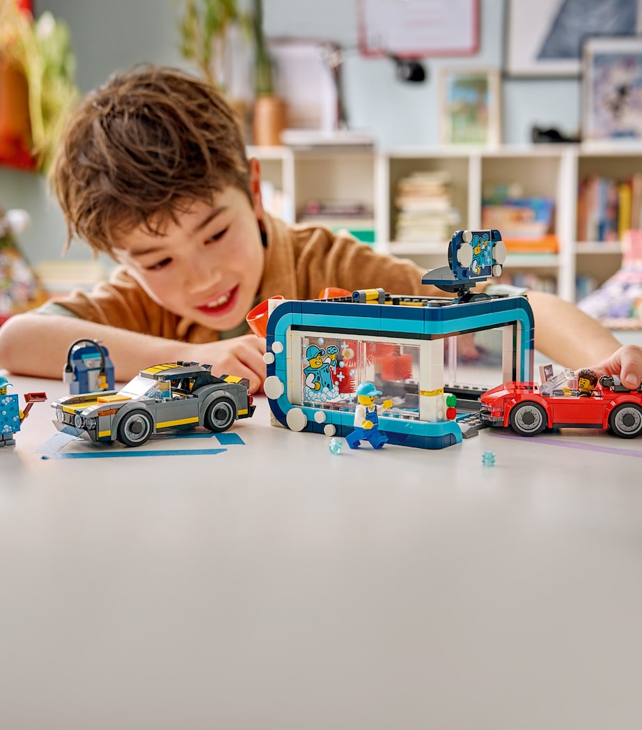 Lego City Drive-Through Car Wash Building Toy 60497 Image 4