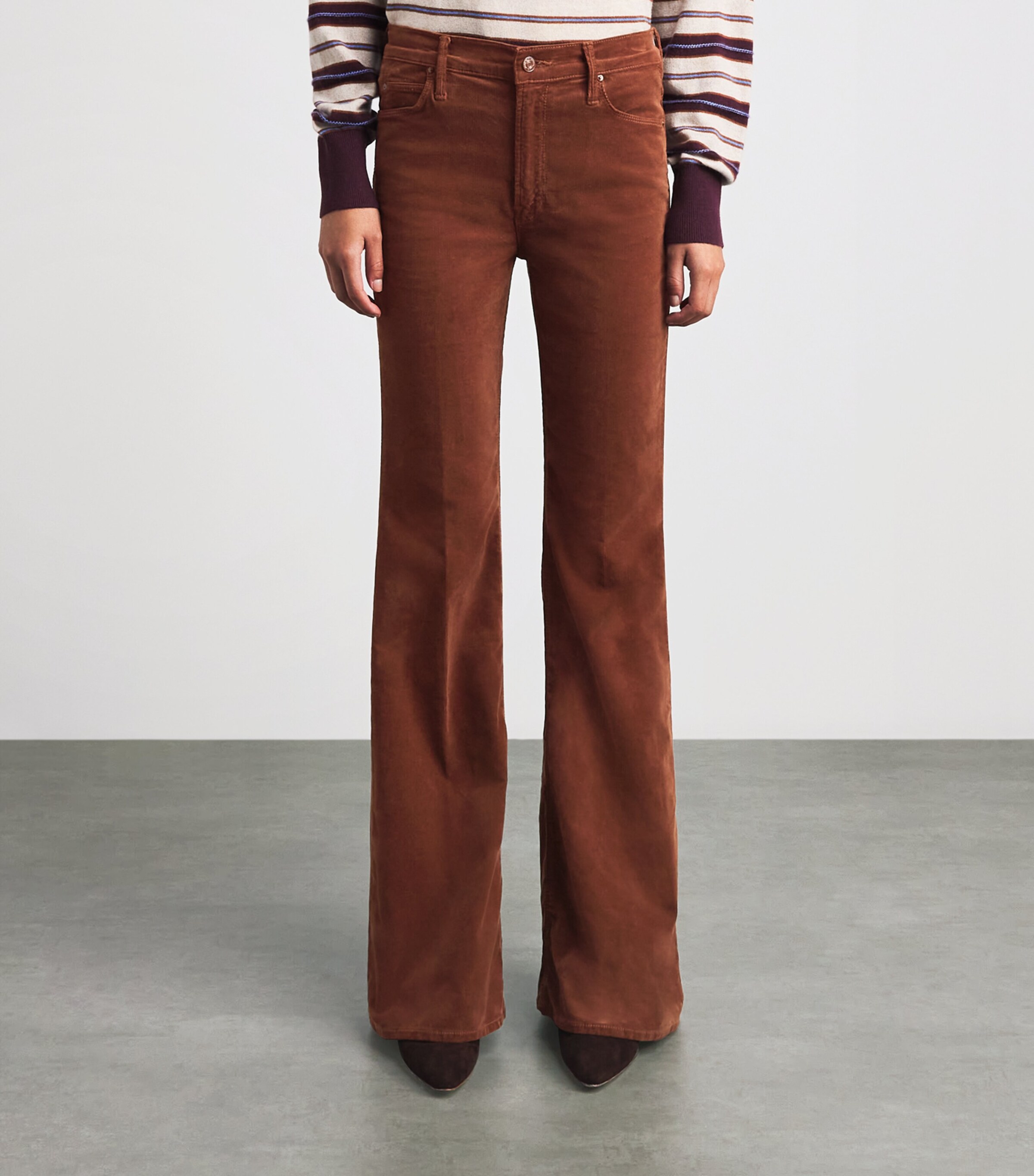 MOTHER Womens Corduroy The Doozy Flared Trousers Bison Image 4