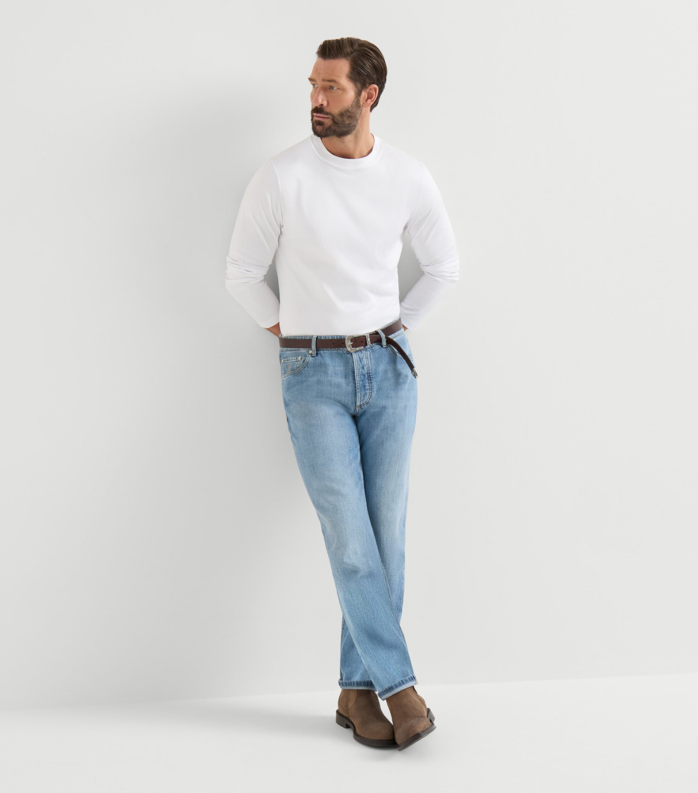 Brunello Cucinelli Mens Lightweight Straight Jeans Image 2