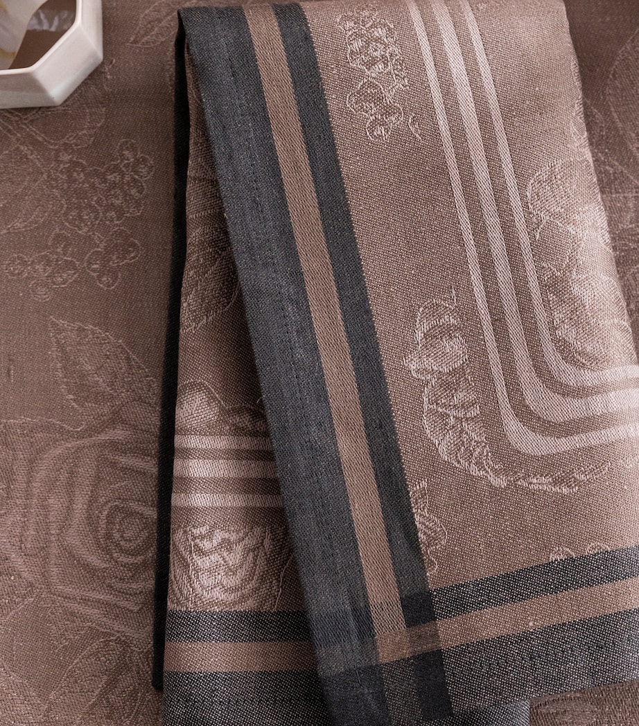 Linen Romance Napkin (50cm x 50cm) PINK Image 2