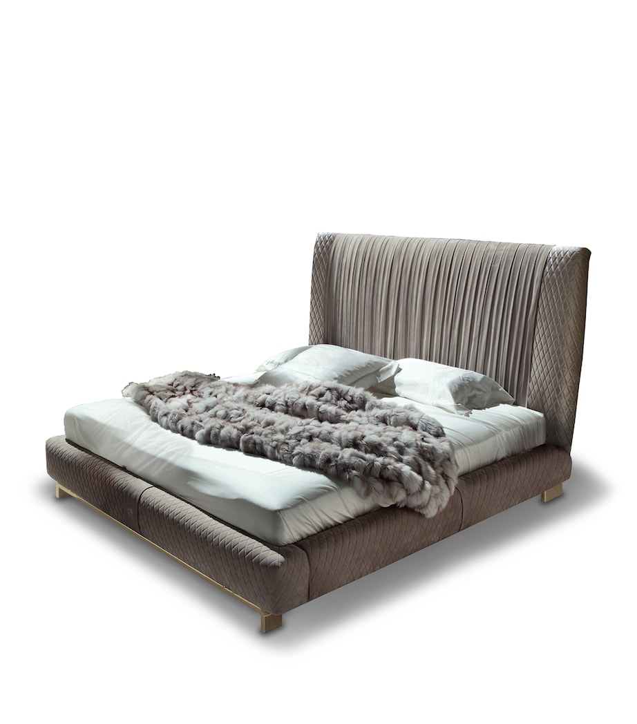 Quilted Infinity Bed GREY Image 1