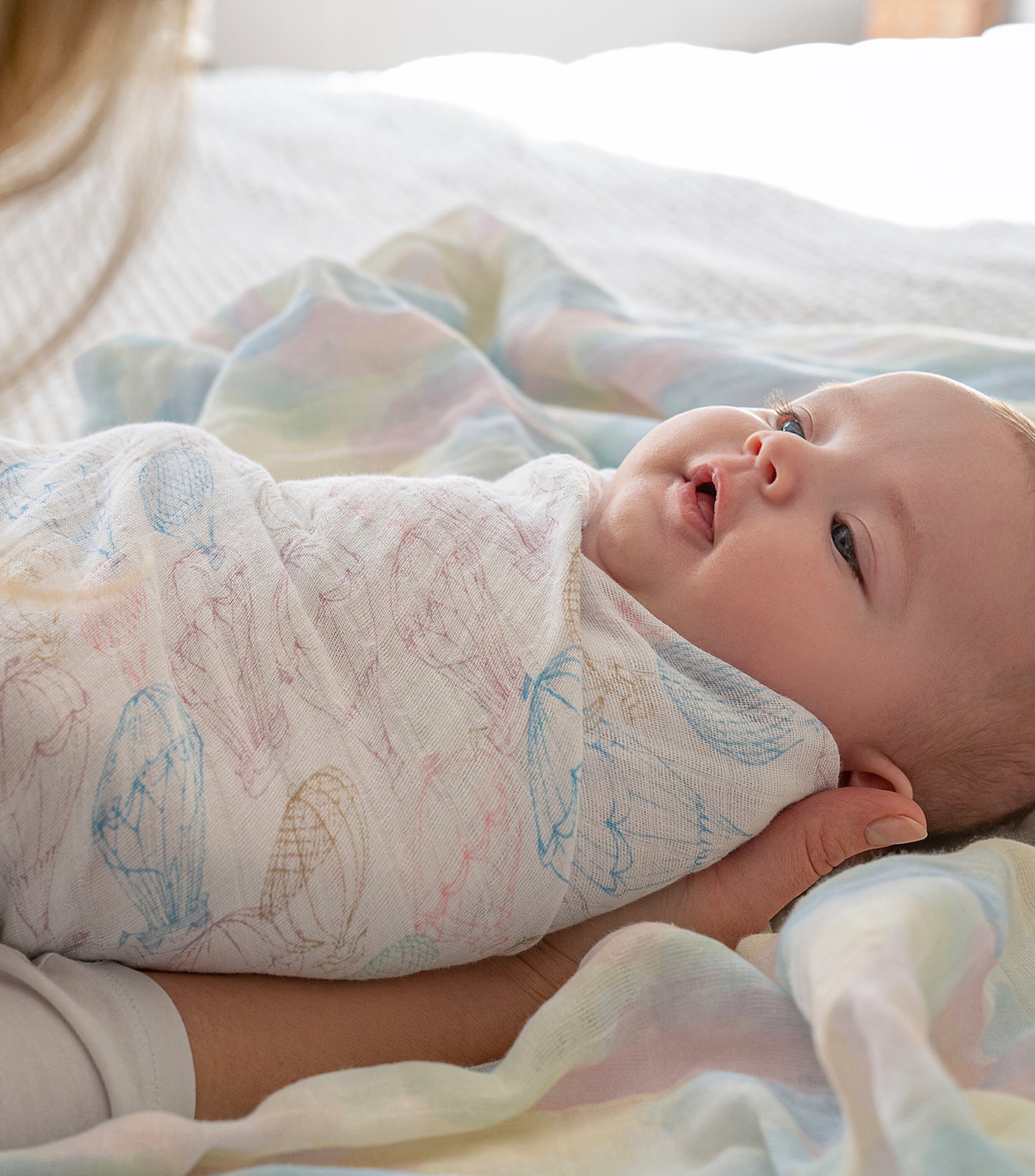 Above The Clouds Sleeping Bag PINK/WHITE Image 2