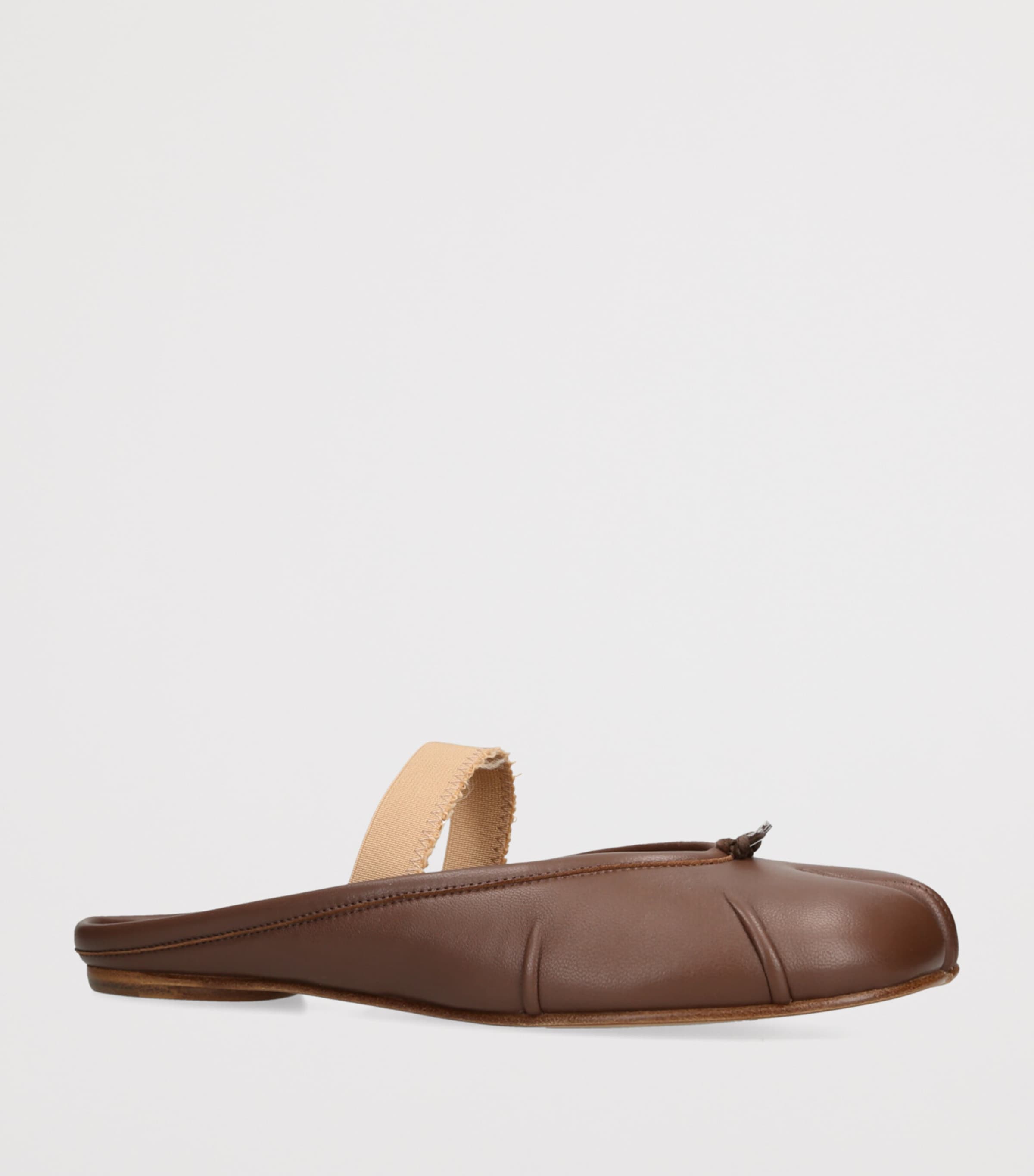 【MAISON MARGIELA/メゾン マルジェラ】 BALLET MULE Maison Margiela Tabi Ballerina Mule Elastic Band - White – Kith