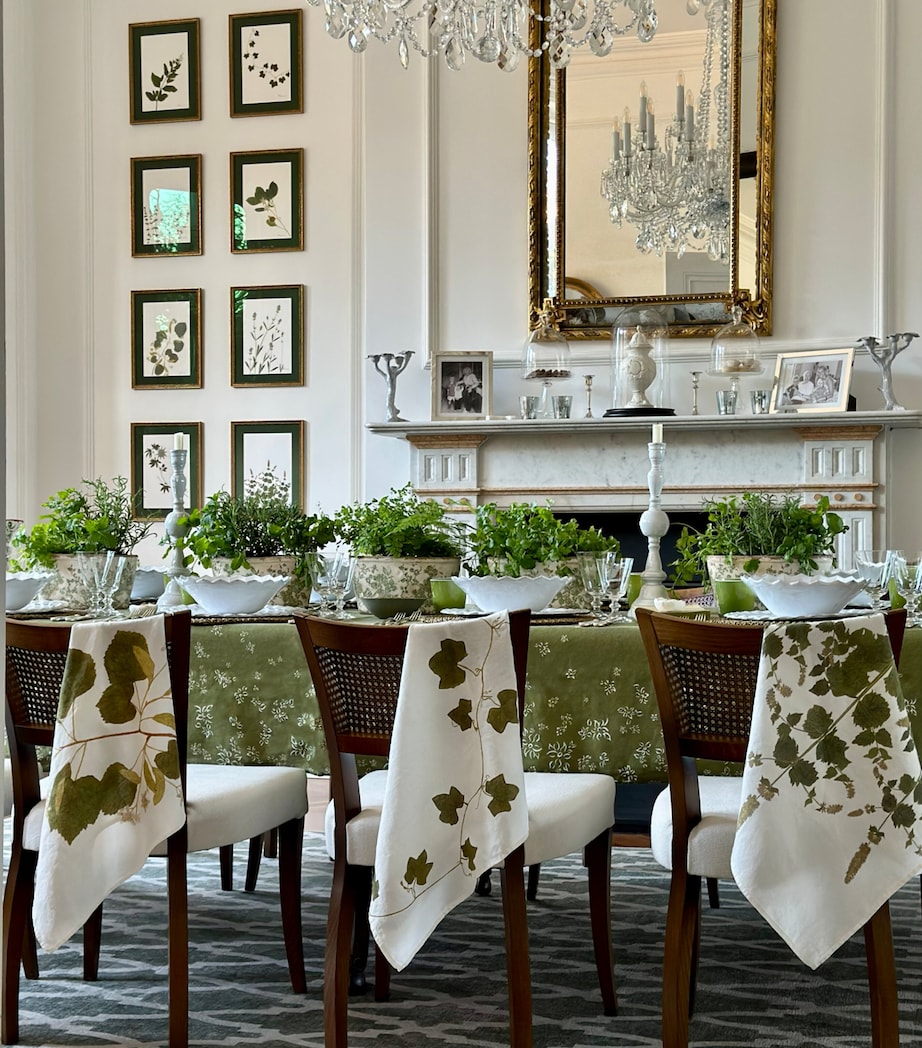 Set of 6 Linen Tisane Herb Garden Napkins (50cm x 50cm) GREEN Image 5