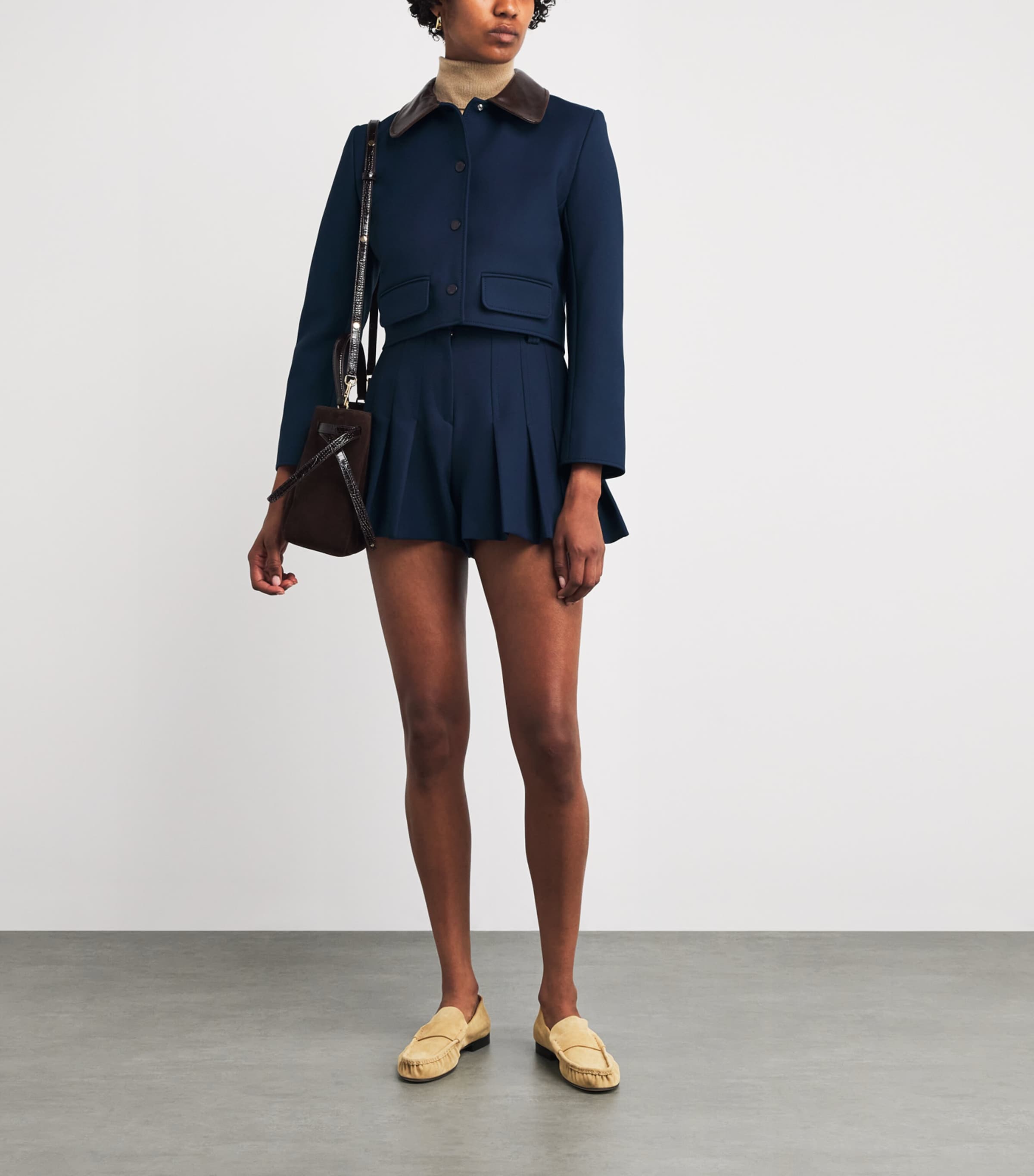 Tailored Pleated Shorts NAVY BLUE Image 2