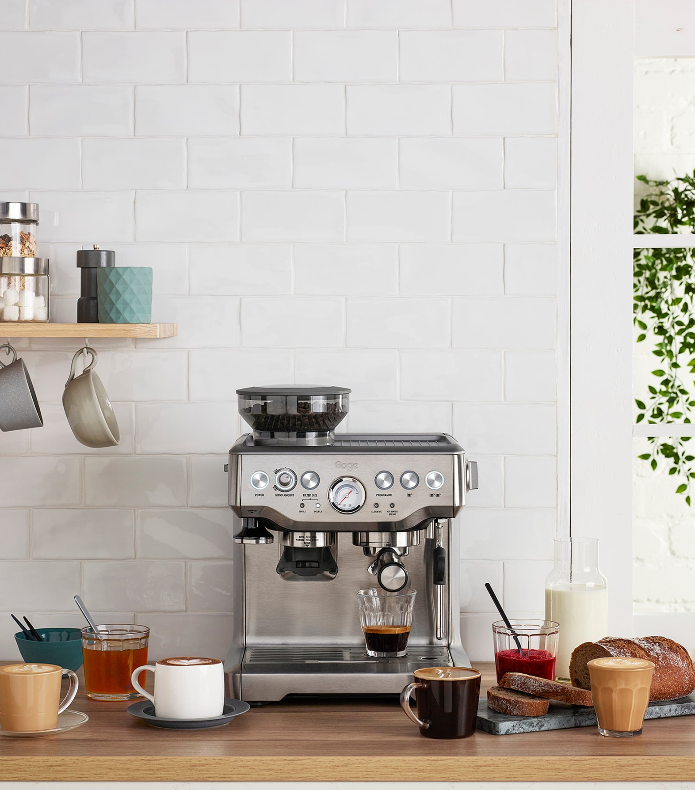 The Barista Express Coffee Machine METALLIC Image 3