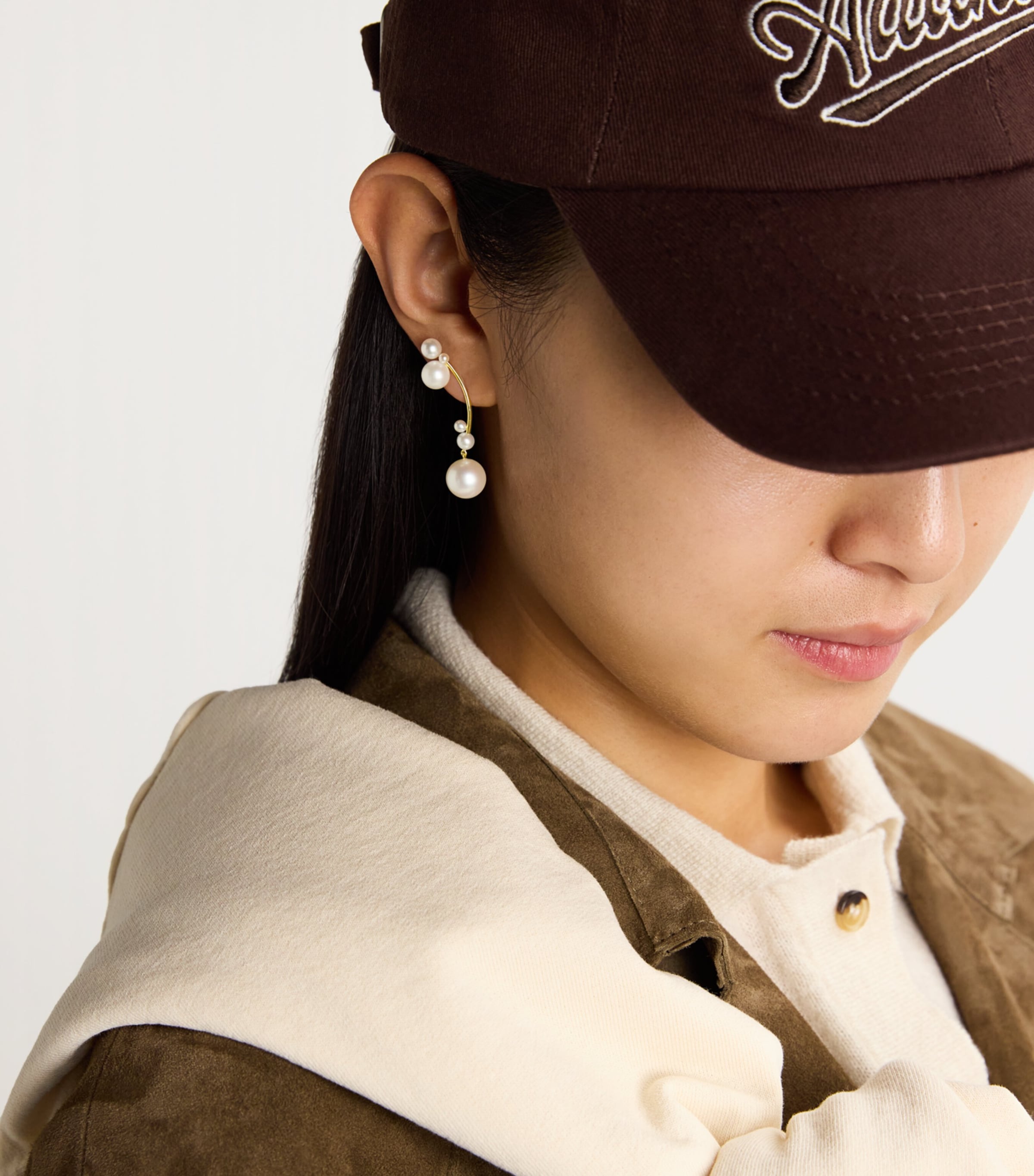 Yellow Gold and Pearl Grand Stella Perle Single Earring (Right) YELLOW GOLD Image 2