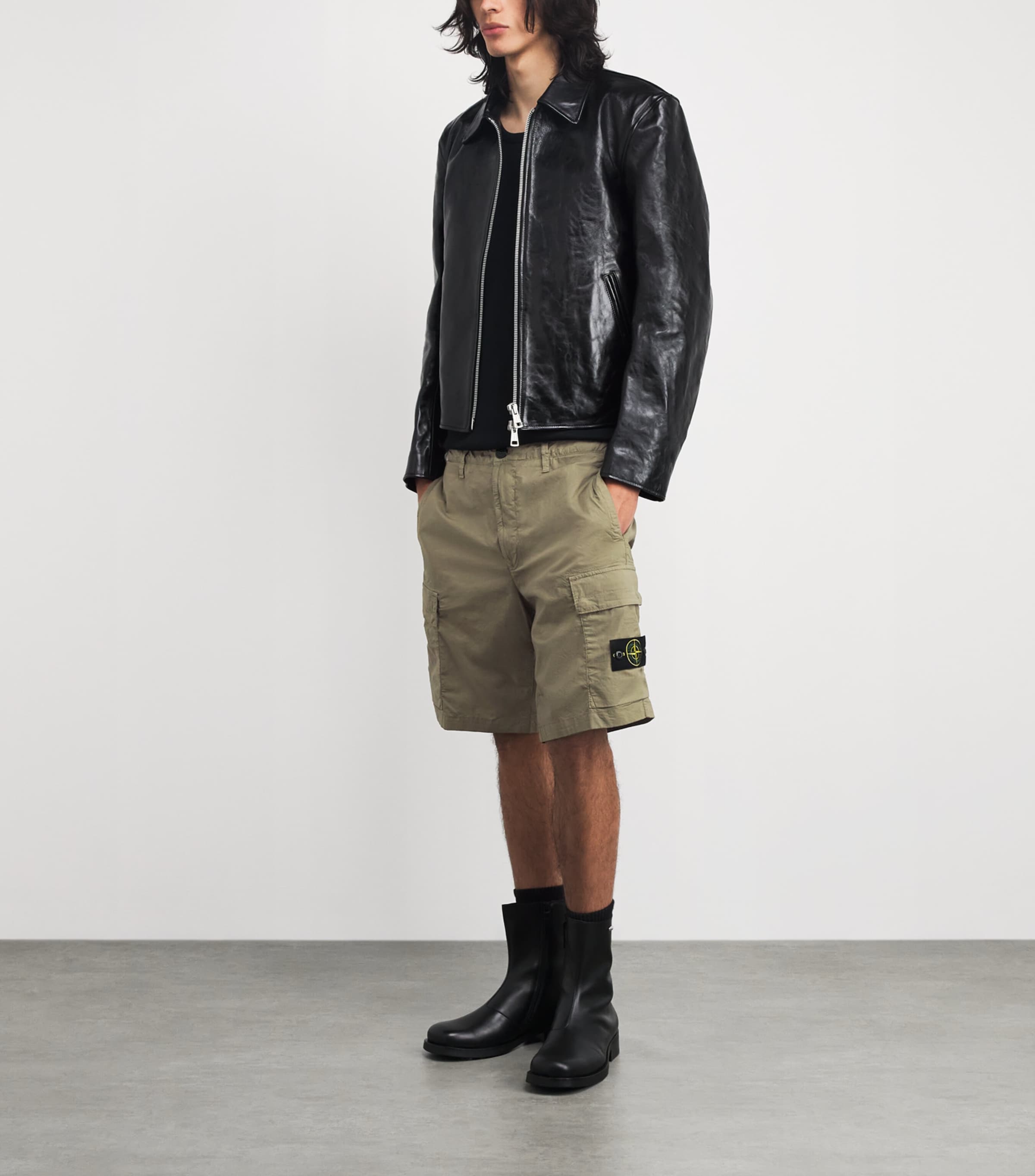 Cotton-Blend Logo Cargo Shorts V005G Image 2