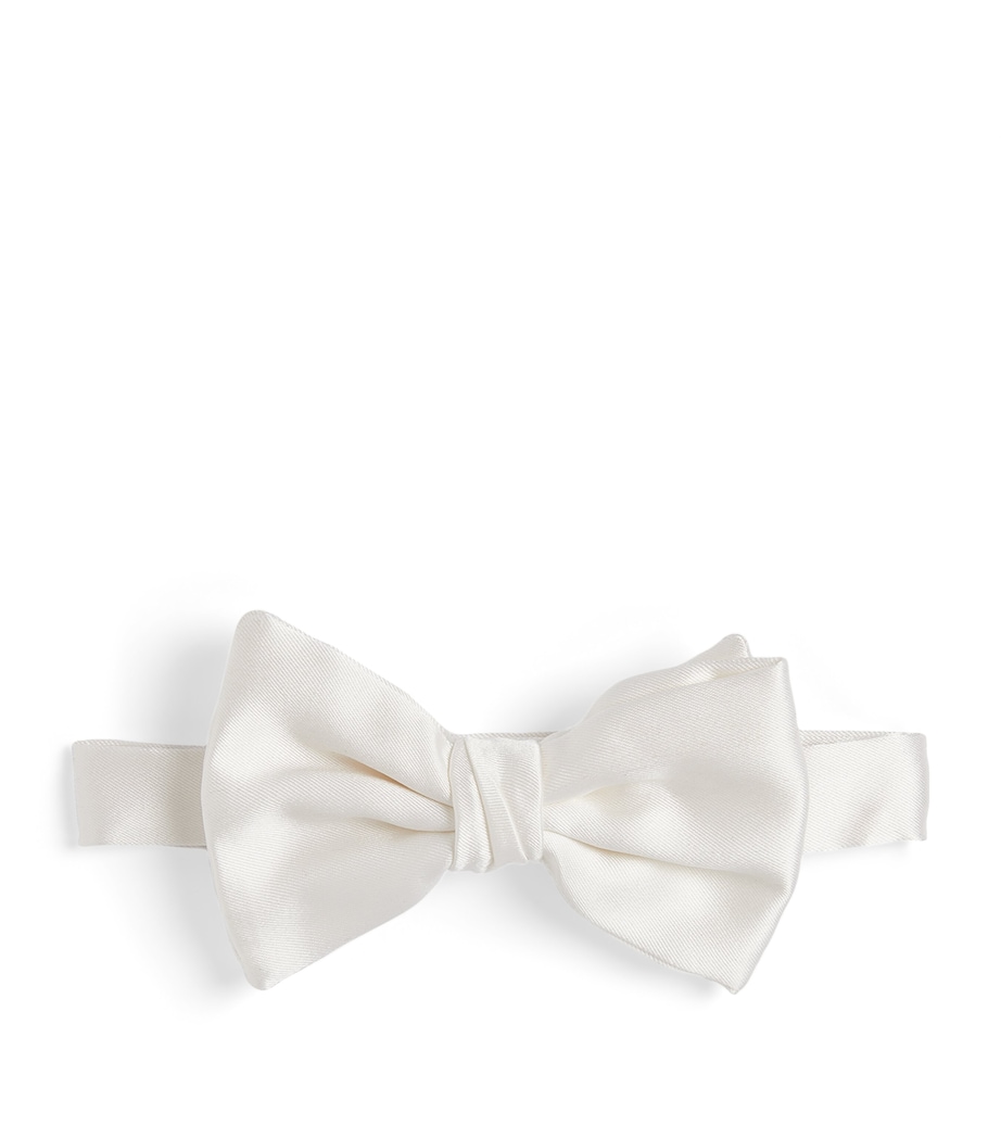 Silk Pre-Tied Bowtie 00010 Image 1