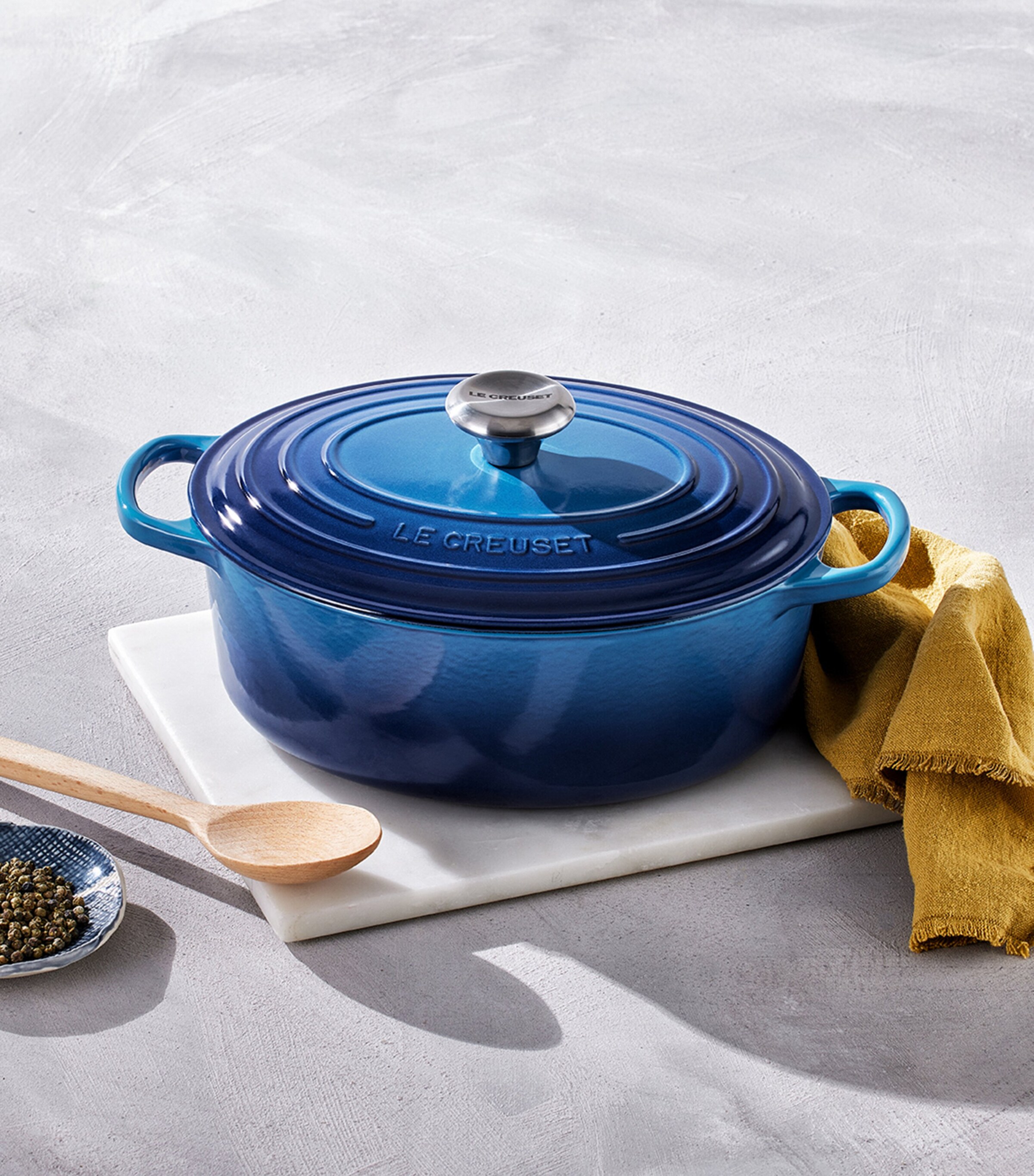 Cast Iron Oval Casserole Dish (29cm) AZURE BLUE Image 7