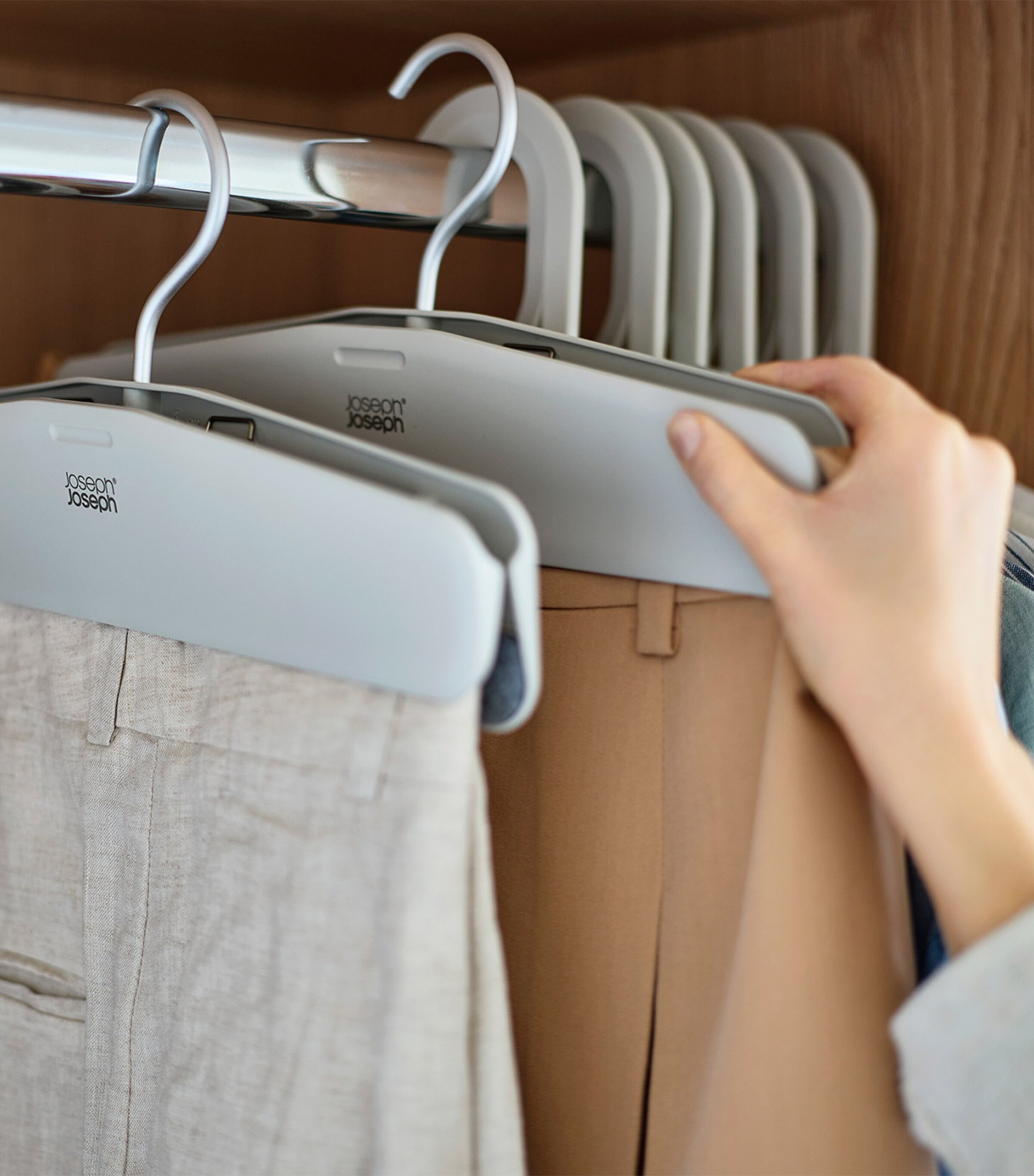 Pack of 2 Orderly Easy-Grip Trouser & Skirt Hangers ECRU Image 4