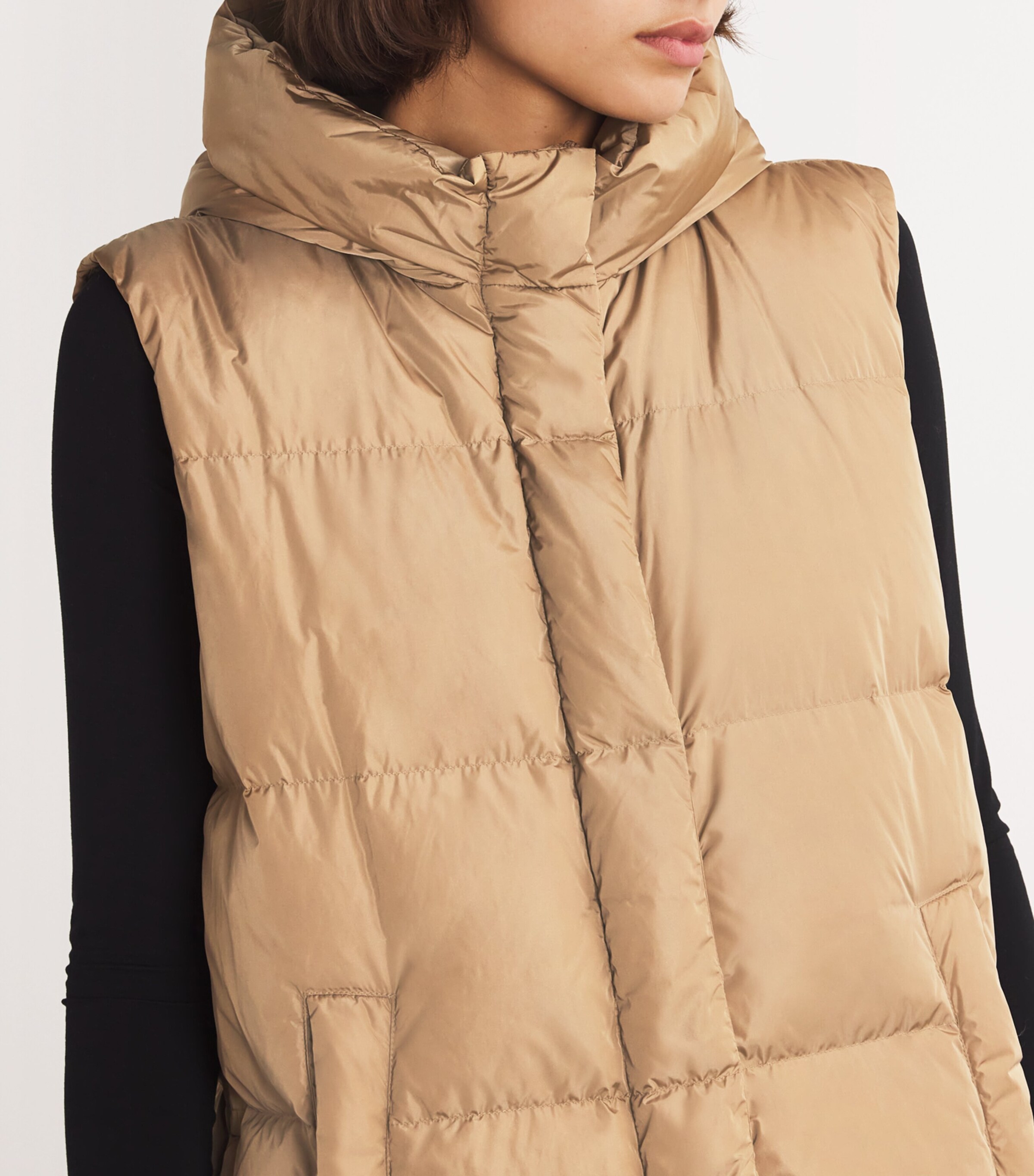 Weekend Max Mara Beige Down-Filled Water-Repellent Gilet | Harrods UK