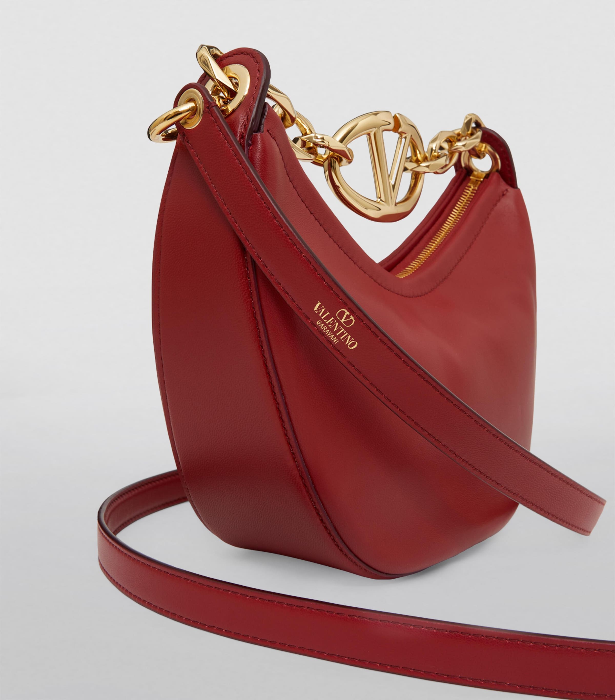 ショルダーバッグ・ポシェット VALENTINO CAMEL LEATHER VLOGO SHOULDER BAG VALENTINO CAMEL LEATHER VLOGO SHOULDER BAG (VALENTINO