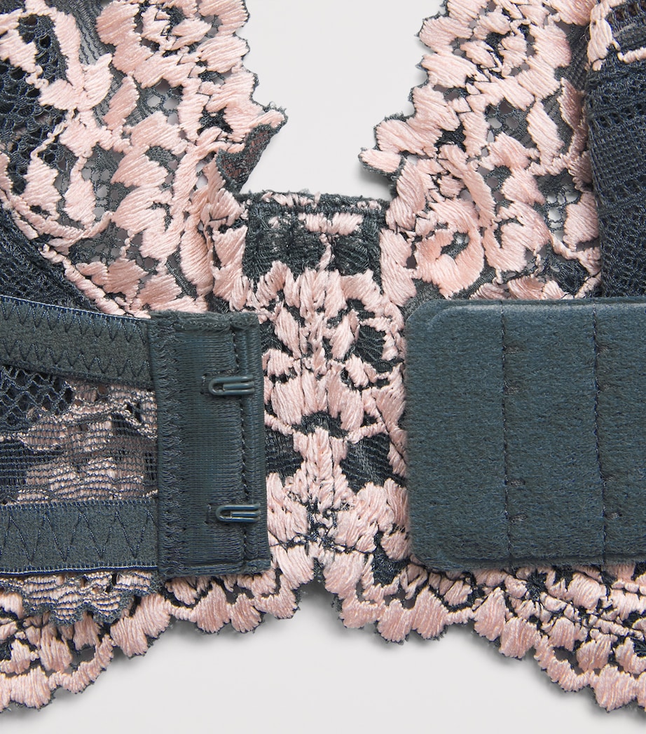 Wacoal Womens Embrace Lace Underwired Bra Drk Slte/cld Pnk Image 4