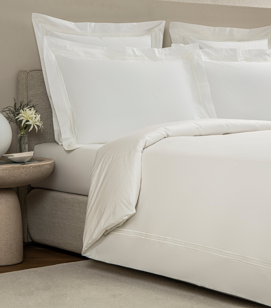 Triplo Bourdon King XL Duvet Cover (240cm x 220cm) BB14 - BIANCO/MILK Image 2