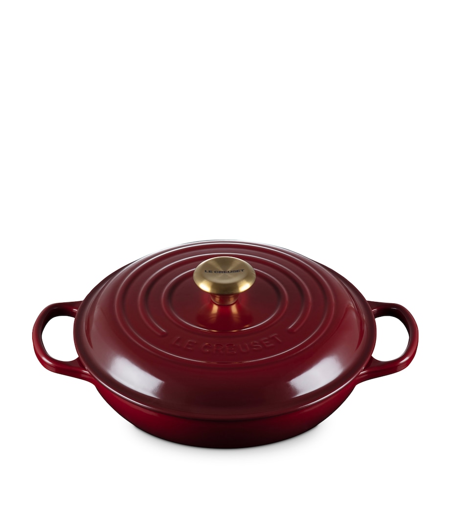 Cast Iron Round Casserole Dish (26cm) GARNET Image 1