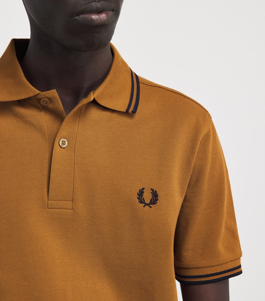 Fred Perry Mens Cotton Twin Tipped Polo Shirt Dark Caramel/nav Image 3