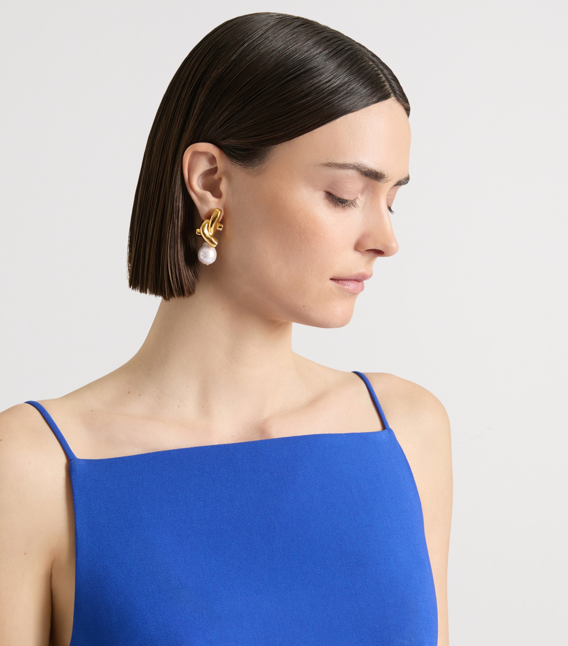 Givenchy Chain Link Asymmetric Pearl Earrings Image 2