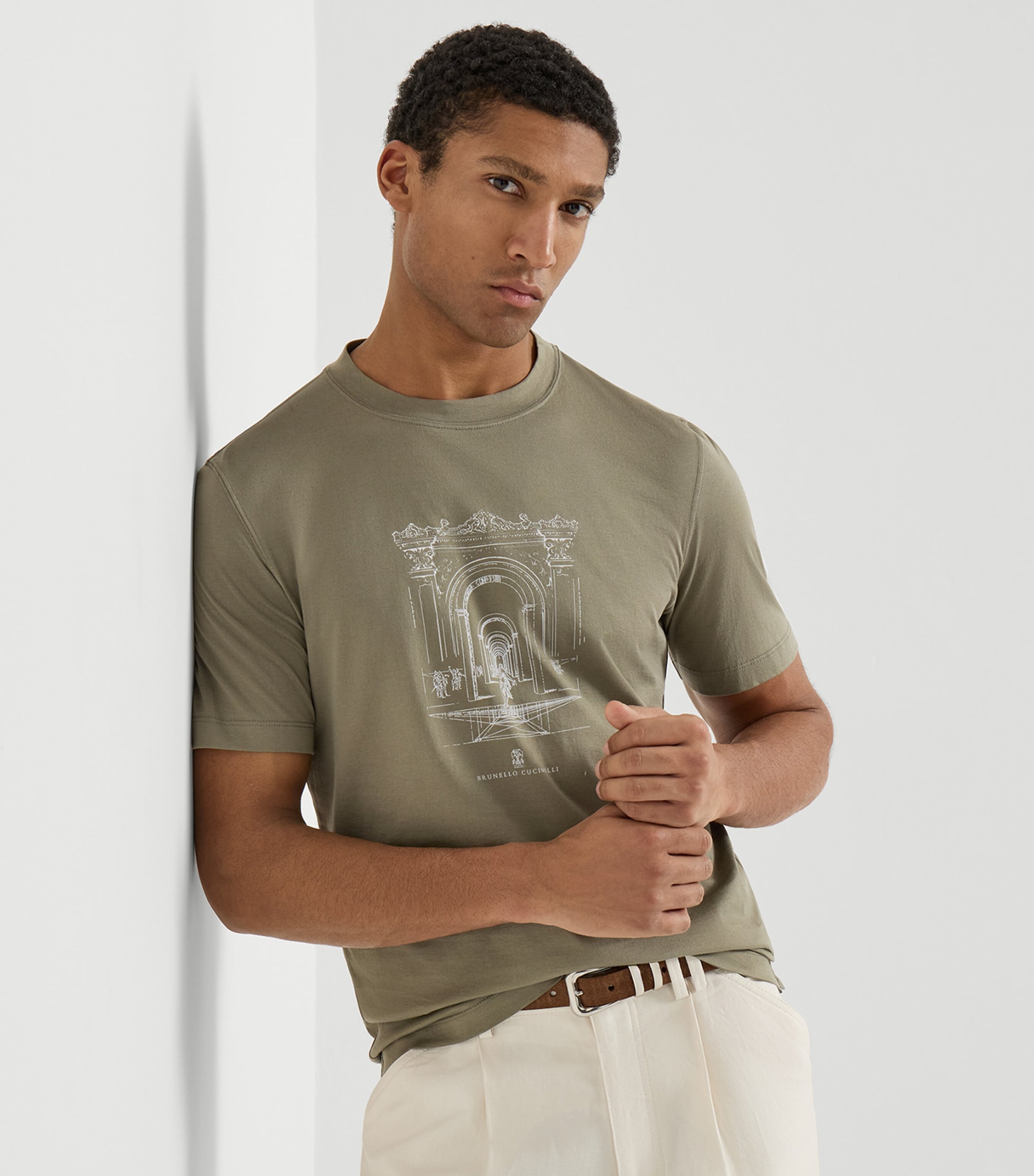 Brunello Cucinelli Mens Neoclassical Print T-Shirt Image 4