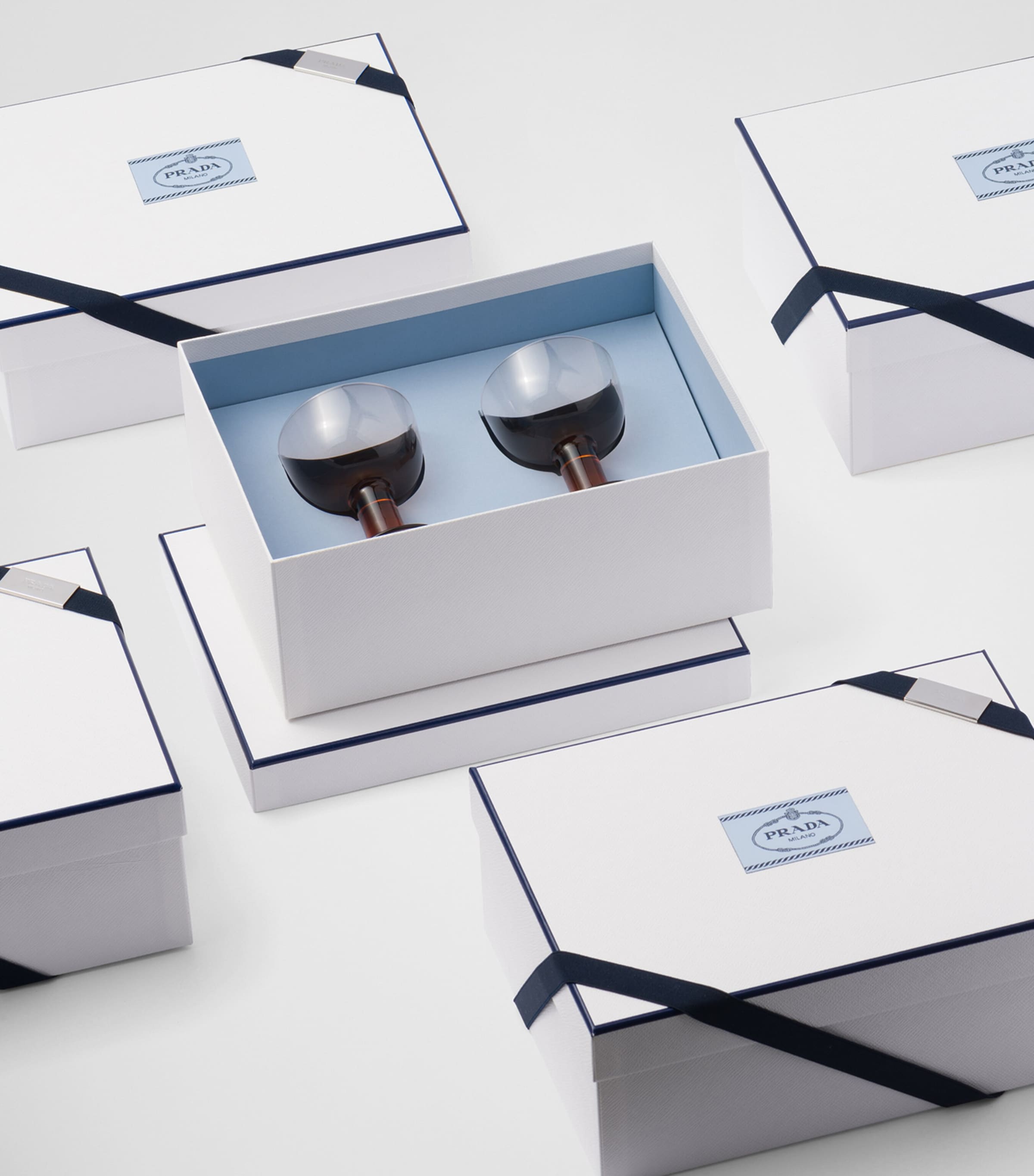 Set of 2 Plinth Red Wine Glasses F0XAC Image 3