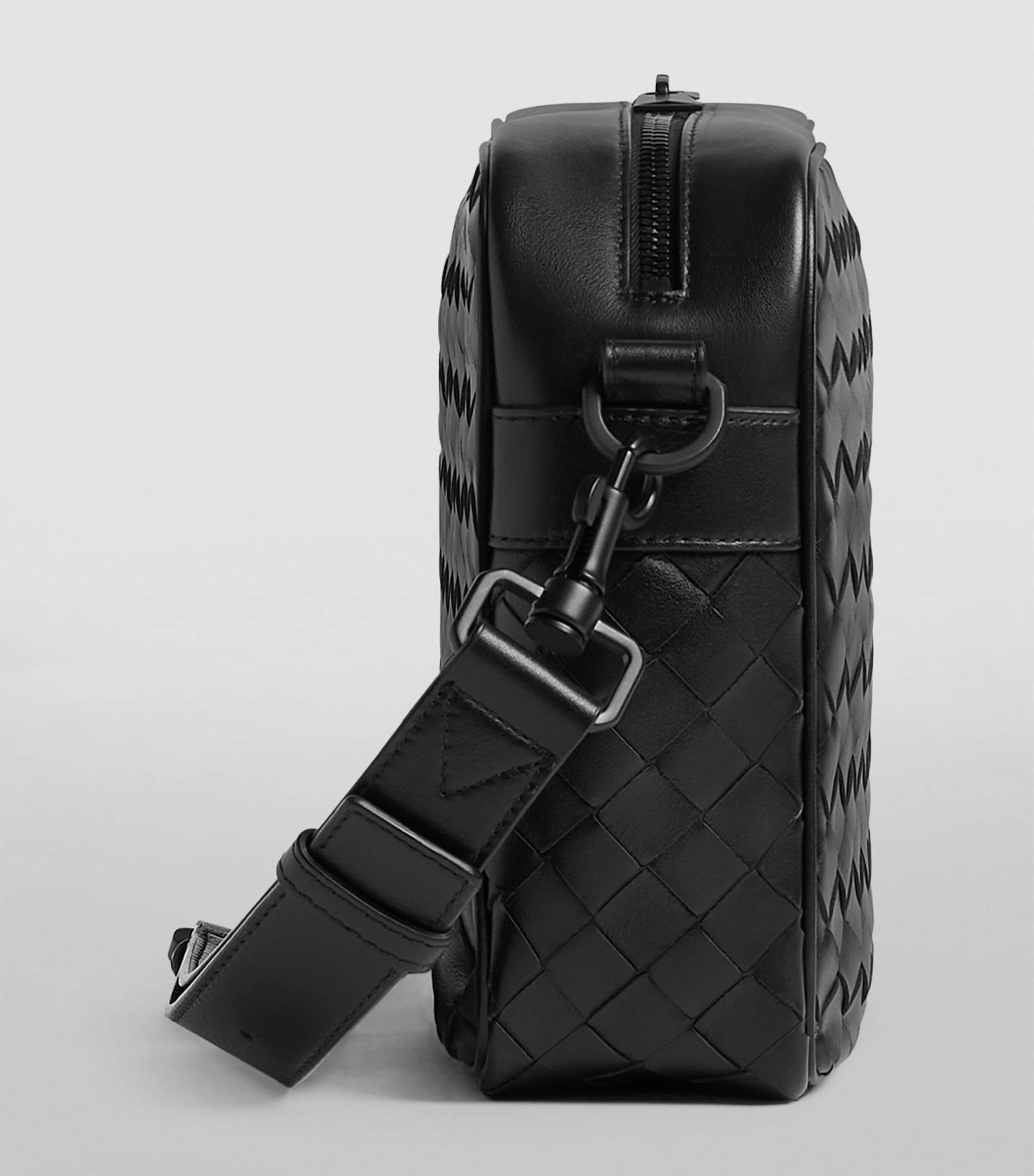 BOTTEGA VENETA＊ショルダーバック（MEDIUM CAMERA BAG ） Bottega Veneta Medium Loop Camera Bag - Bergdorf Goodman
