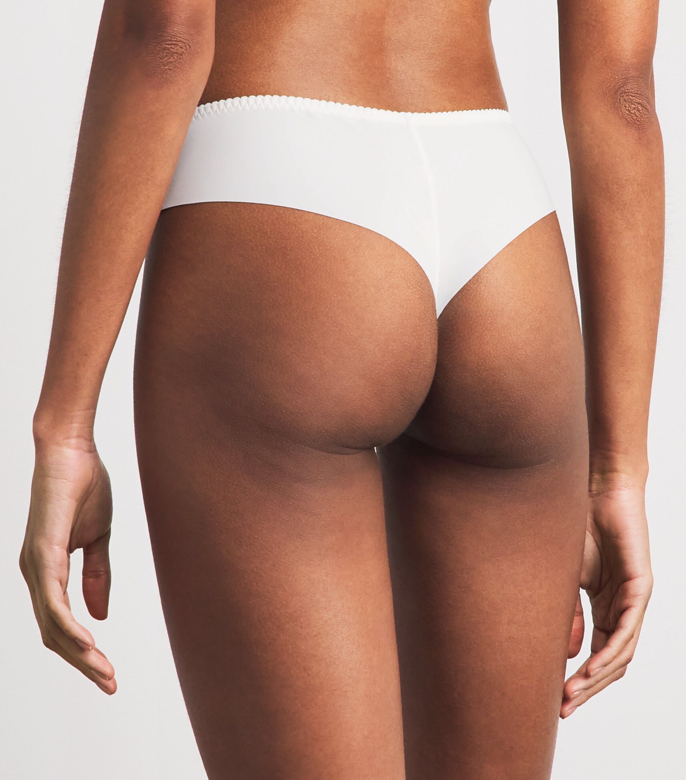 Simone Perele Womens Instant Tanga Natural Image 3