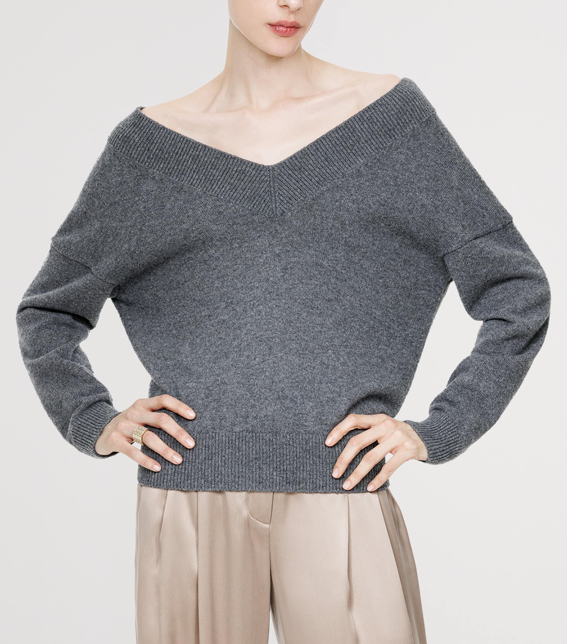 TOM FORD Womens Stretch-Cashmere V-Neck Sweater Tav Image 5