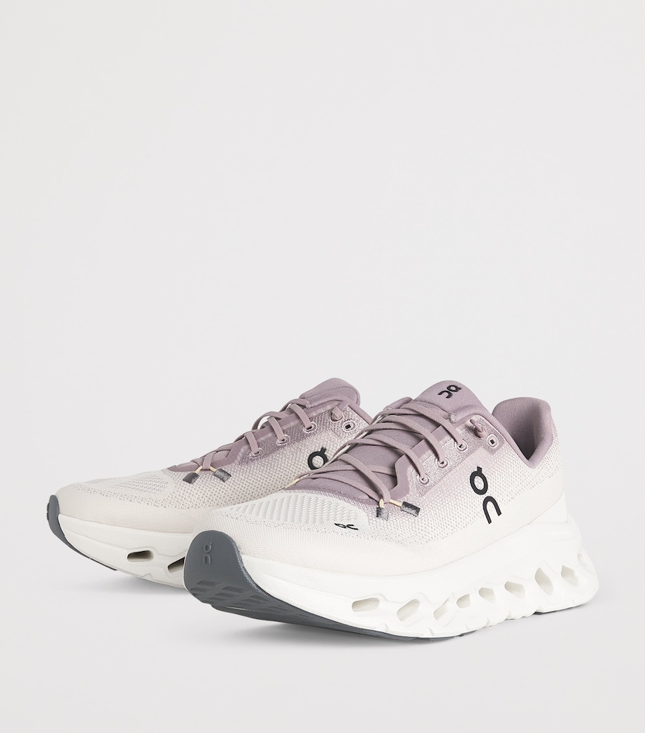 On Womens Cloudtilt Trainers Heron | Dew Image 3