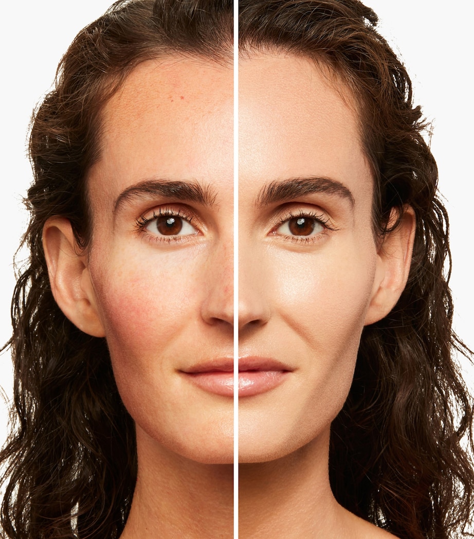 Synchro Skin Radiant Lifting Foundation SPF 30 260 Image 3