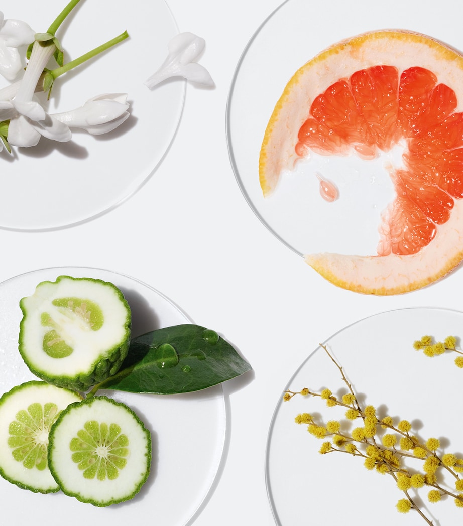 Happy Body Spritz (125ml) NO COLOUR Image 4