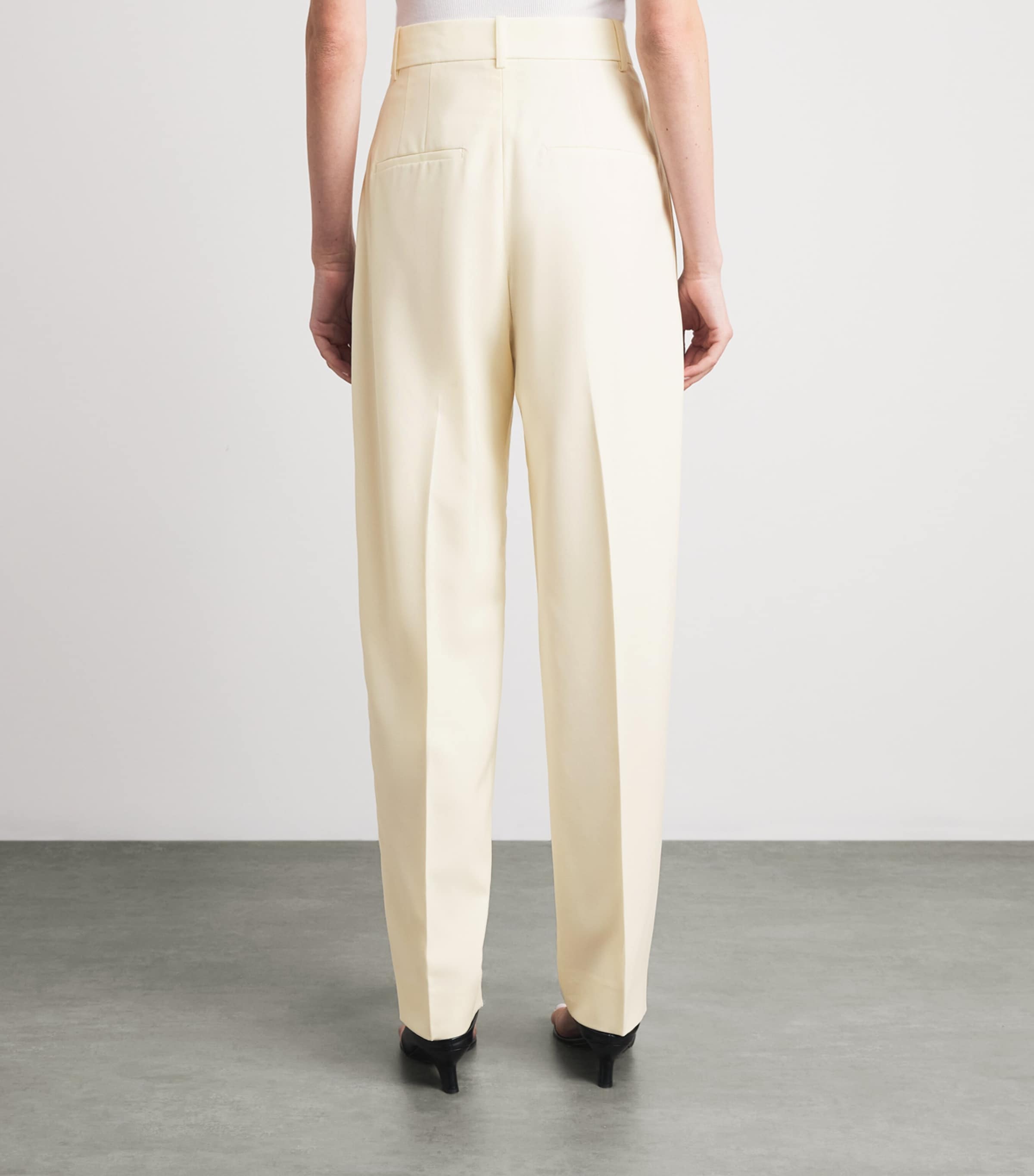 Róhe Womens Virgin Wool Daria Trousers Off White Image 5