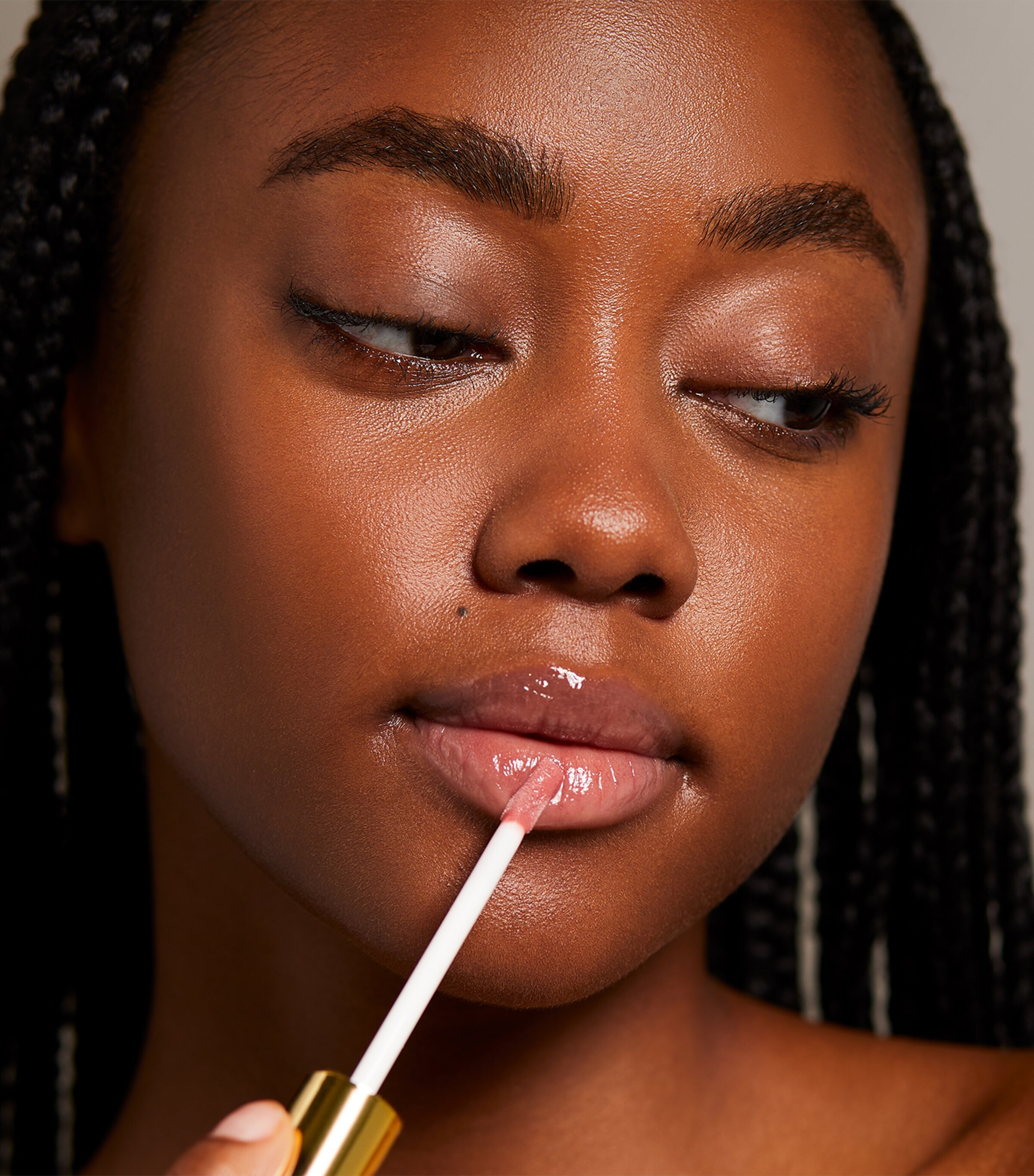 Volumising Lip Protector (3ml) NO COLOUR Image 9