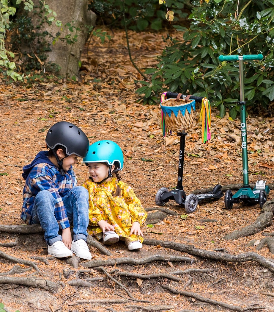 Maxi Eco Deluxe LED Scooter MULTI Image 3