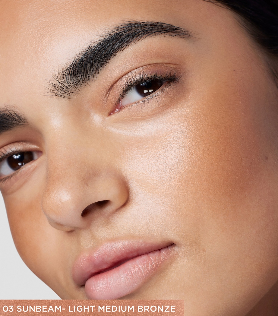 Tinted Moisturiser Bronzer (15ml) 03 SUNBEAM Image 3