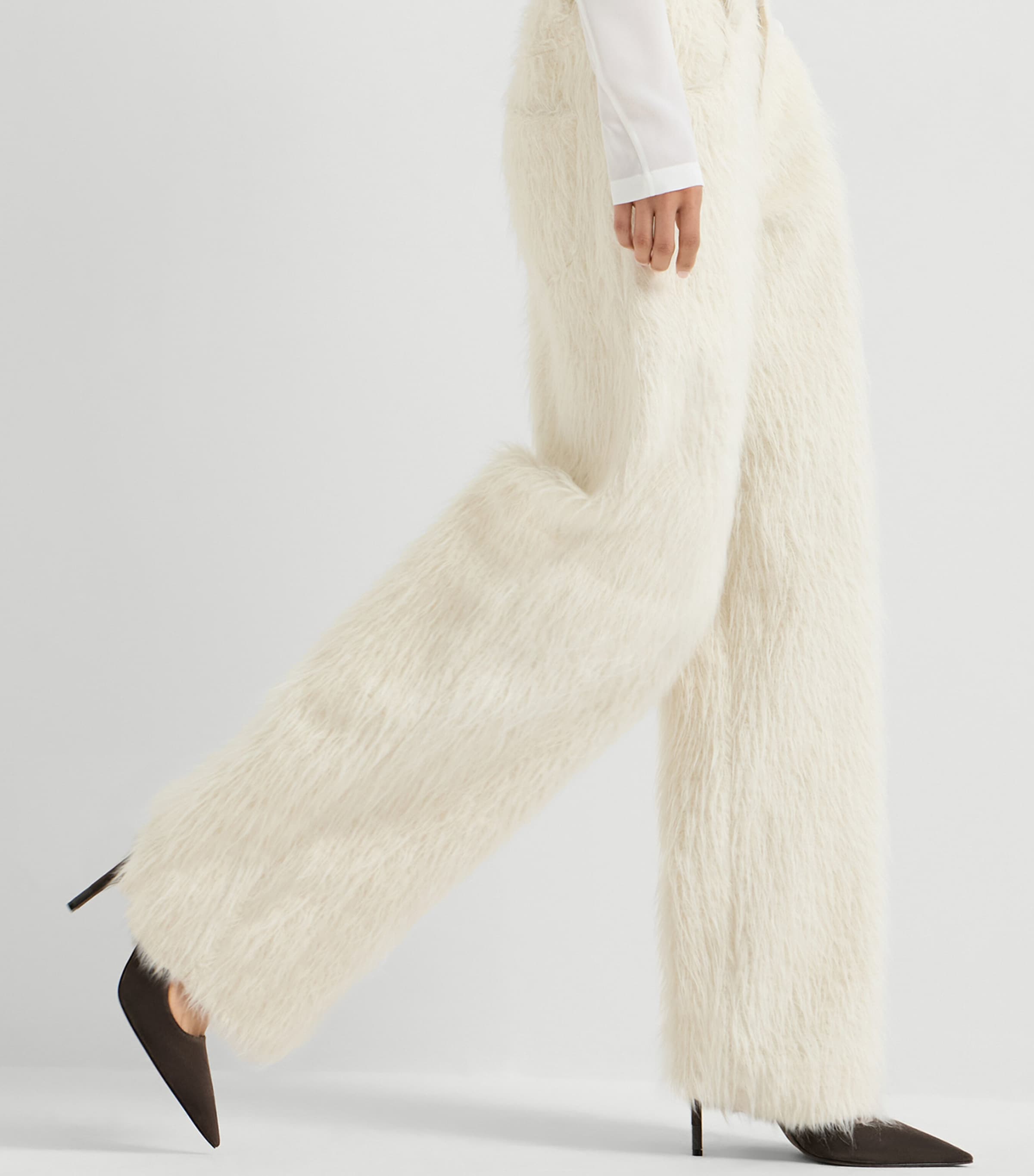 Alpaca-Blend Wide-Leg Trousers C001 Image 4