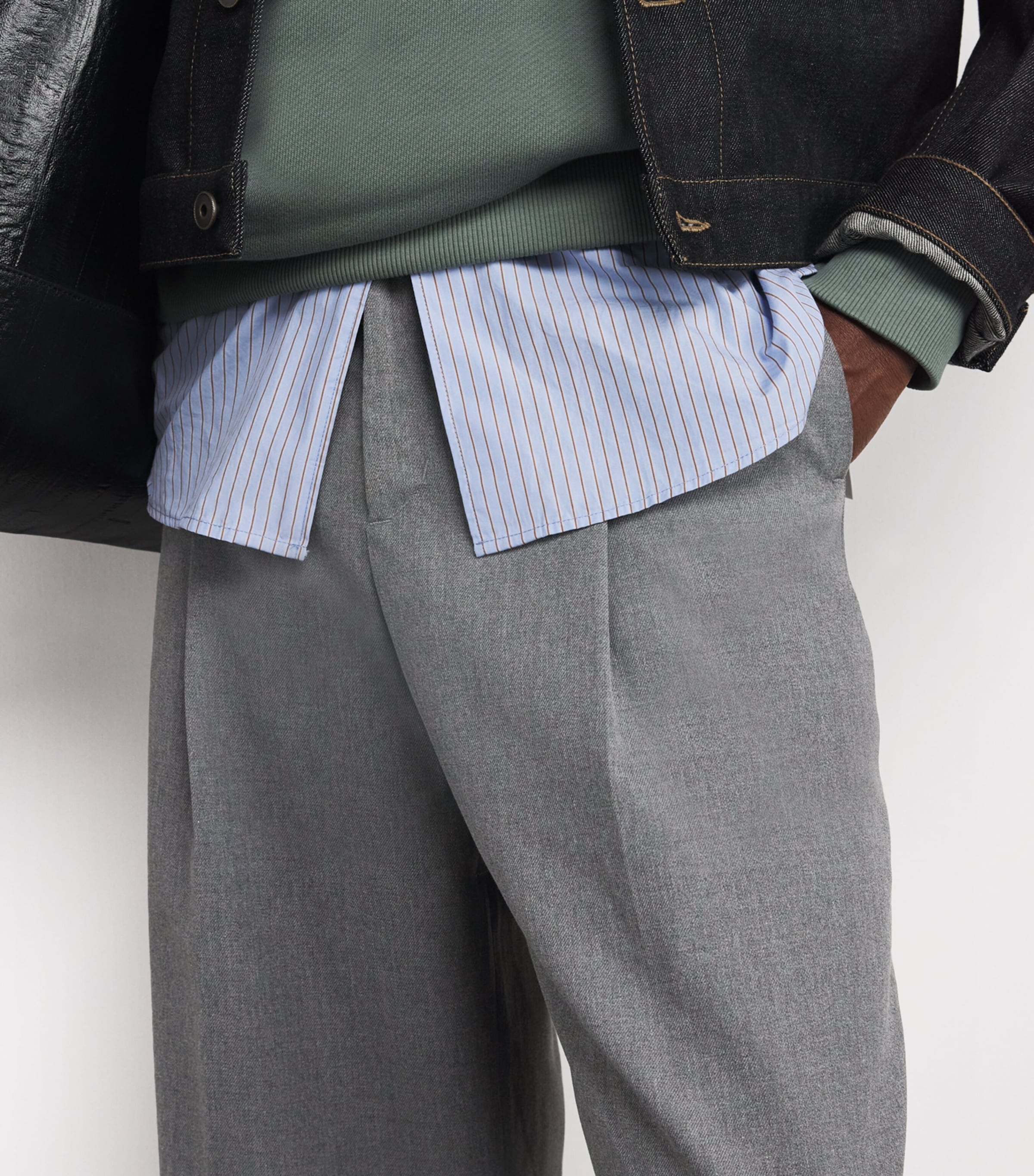 Everyday Wide-Leg Pleated Trousers LIGHT GREY Image 6