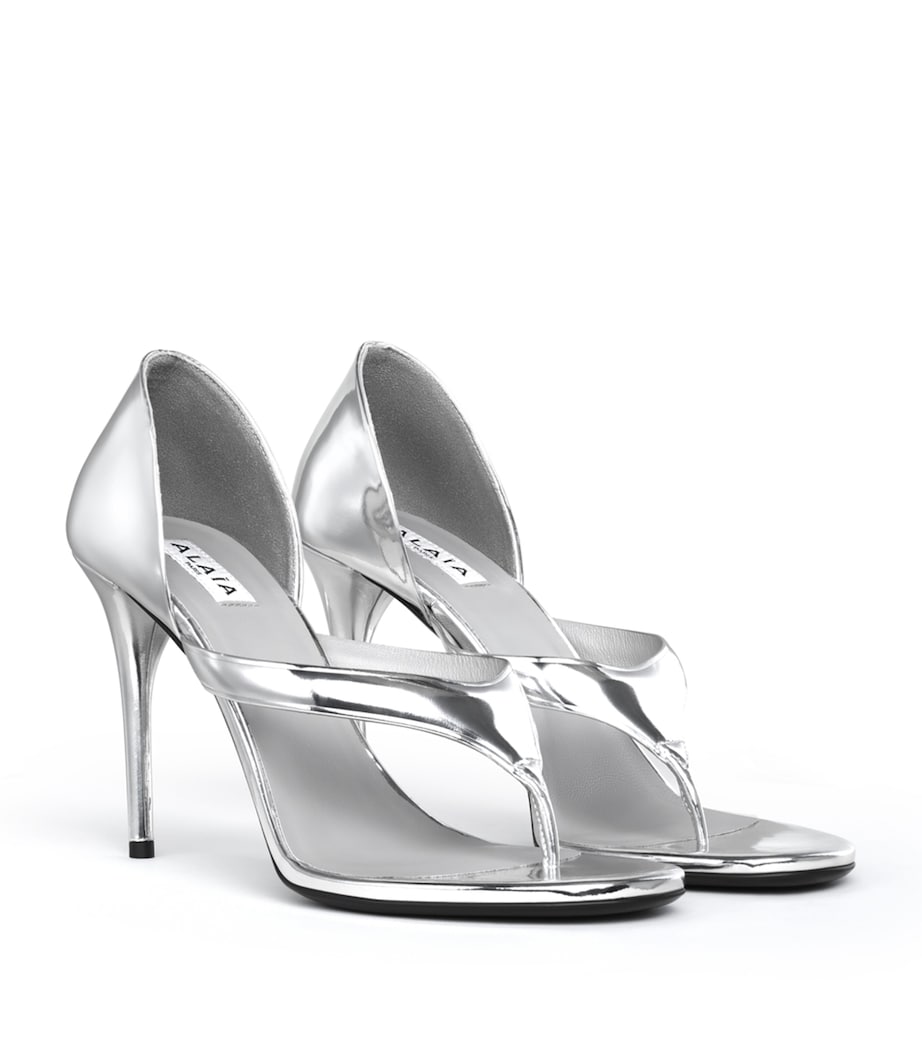 Alaïa Laminated Leather Infradito Sandals 90 White Silver Image 2