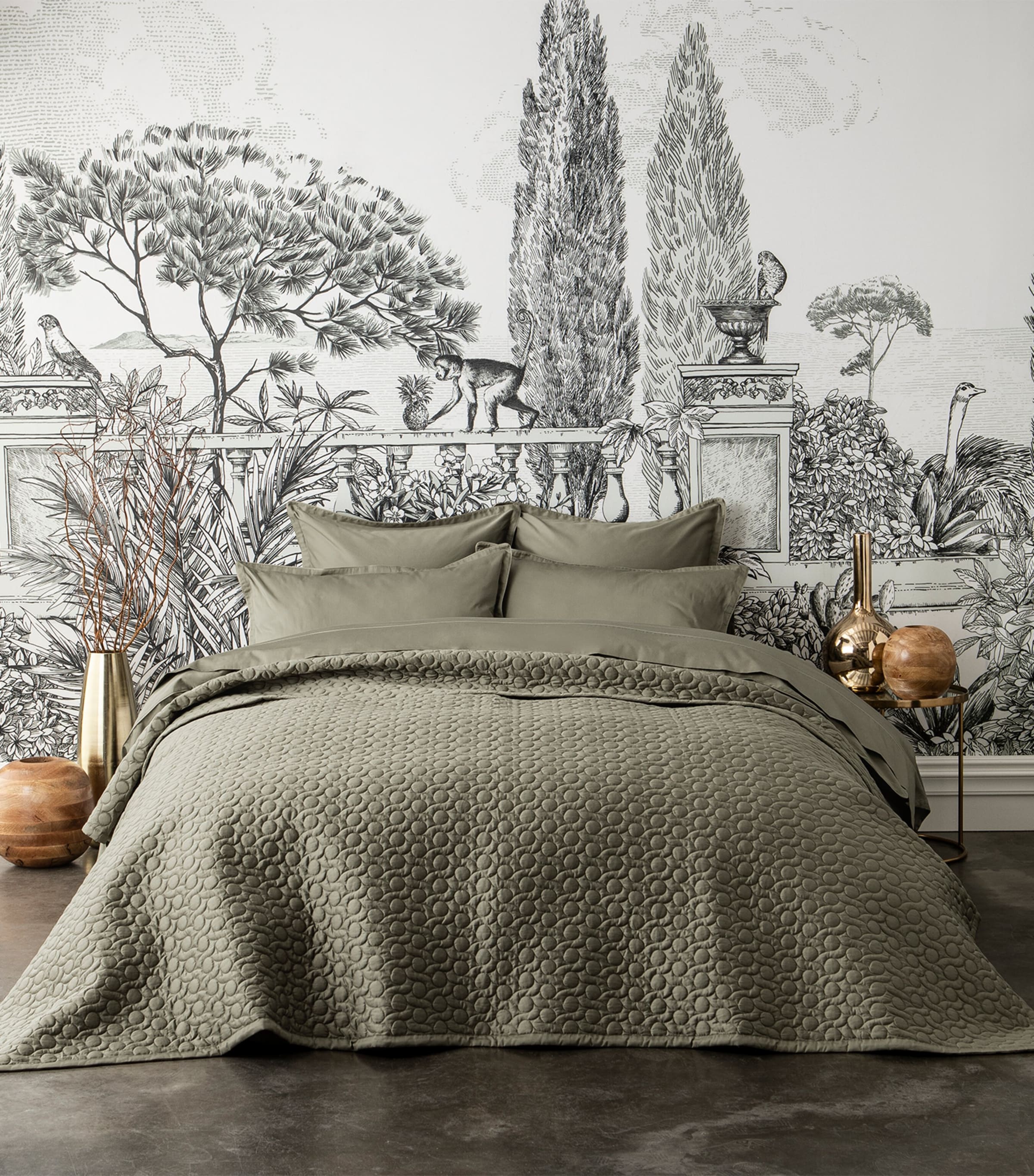 Poesie King Bedspread (260cm x 240cm) KHAKI Image 2